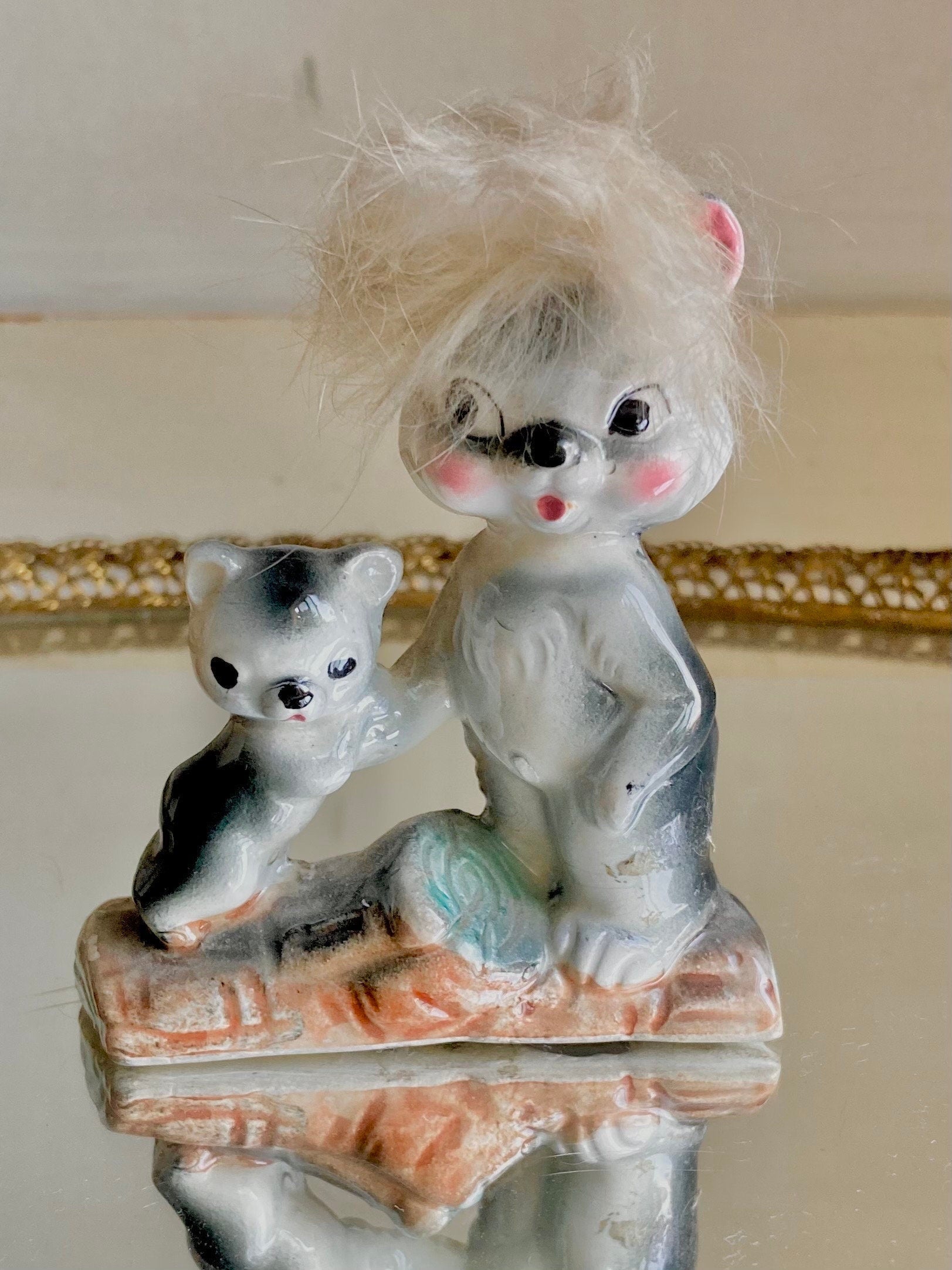 Figurines