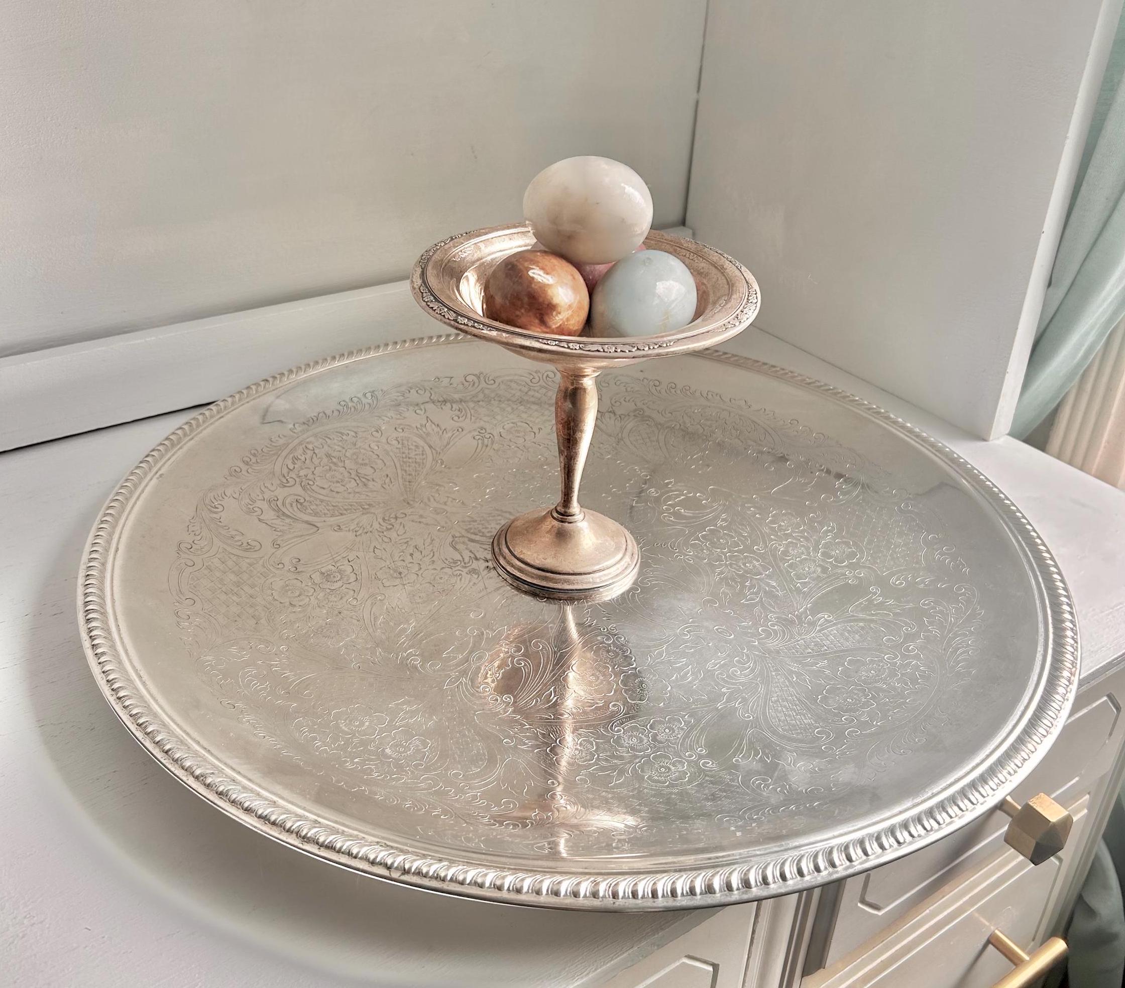 Vintage Silverplated Meat Platter: English Silver Mfg Corp, 18-inch Etched Tray