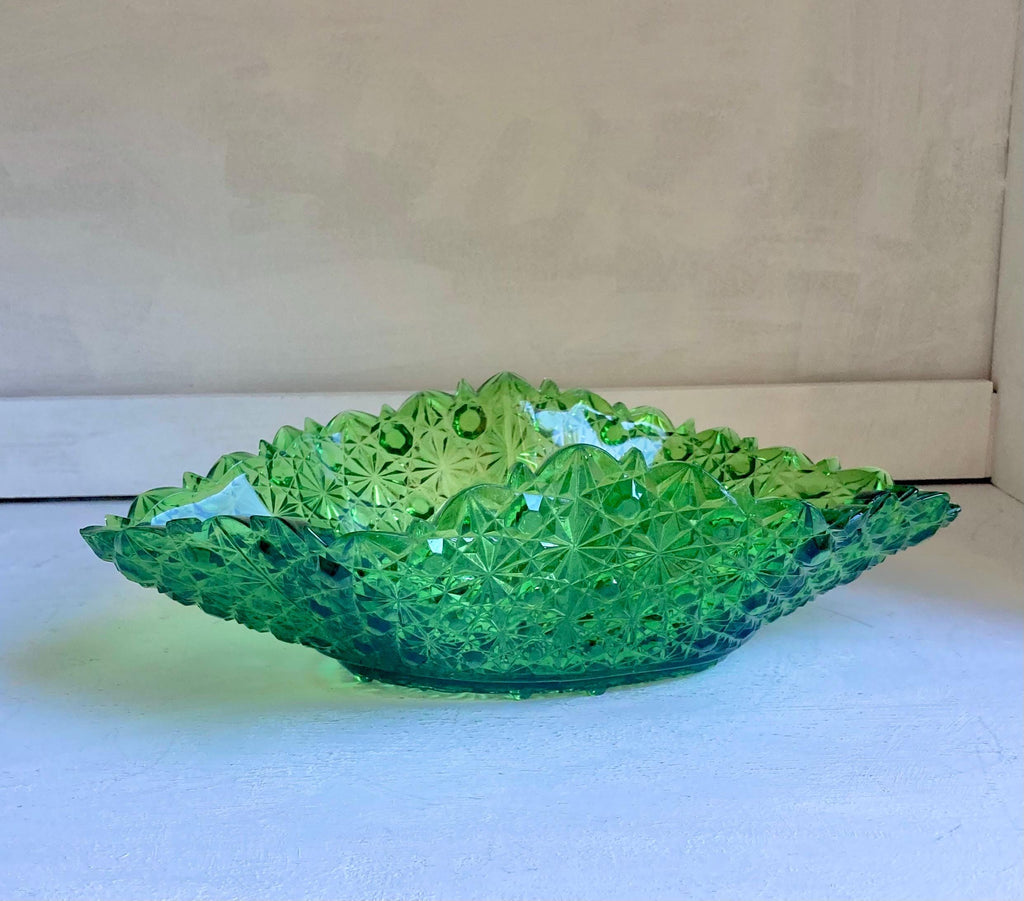 Vintage Emerald Green Daisy & Button Bowl: Ruffled Sawtooth Rim, 12"