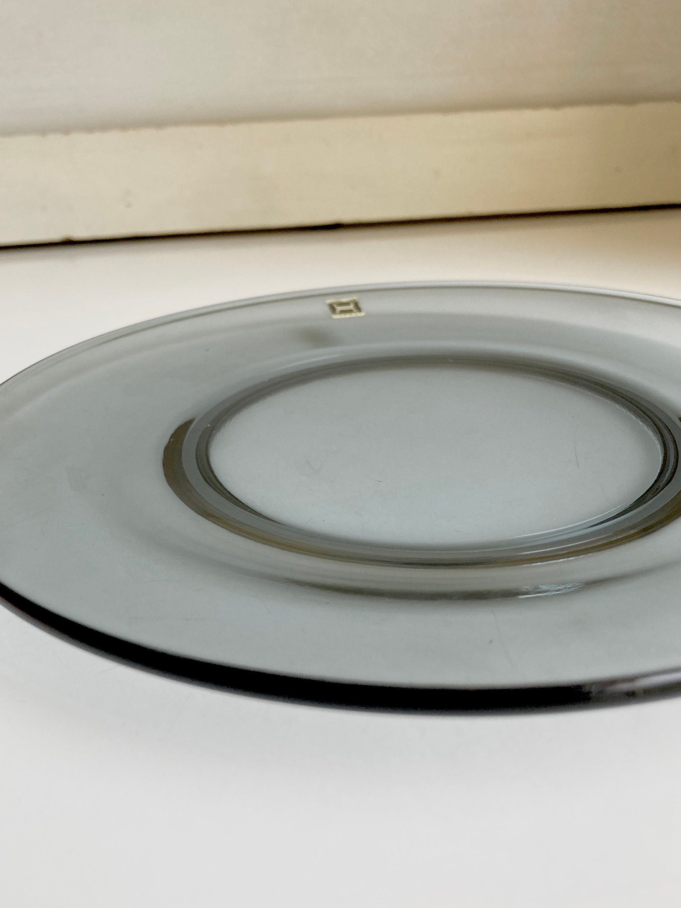 Hadeland Norway Smoke Glass 7.5" plate - original sticker