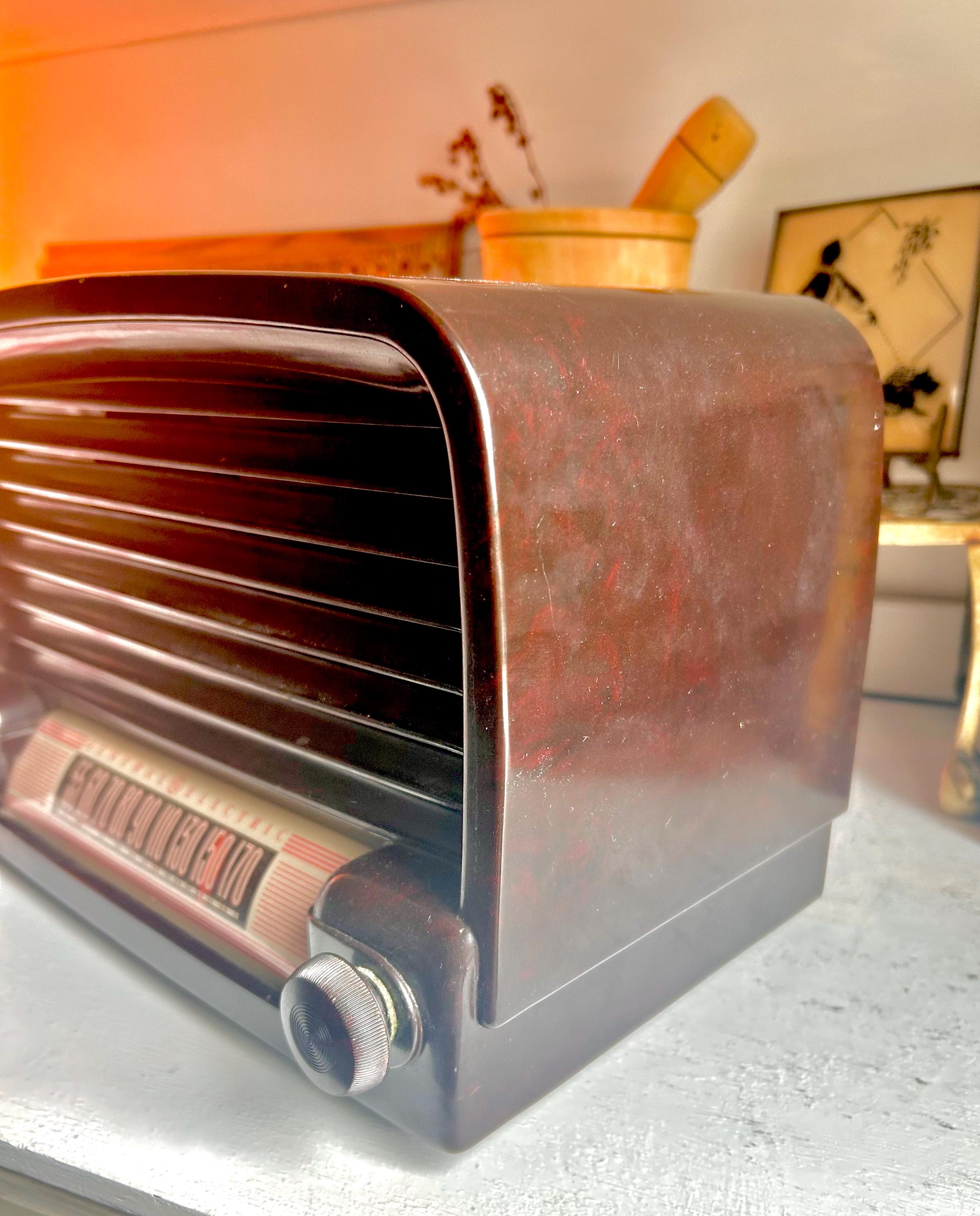 1948 GE Tube Radio: Working Vintage Bakelite Radio, Model 102