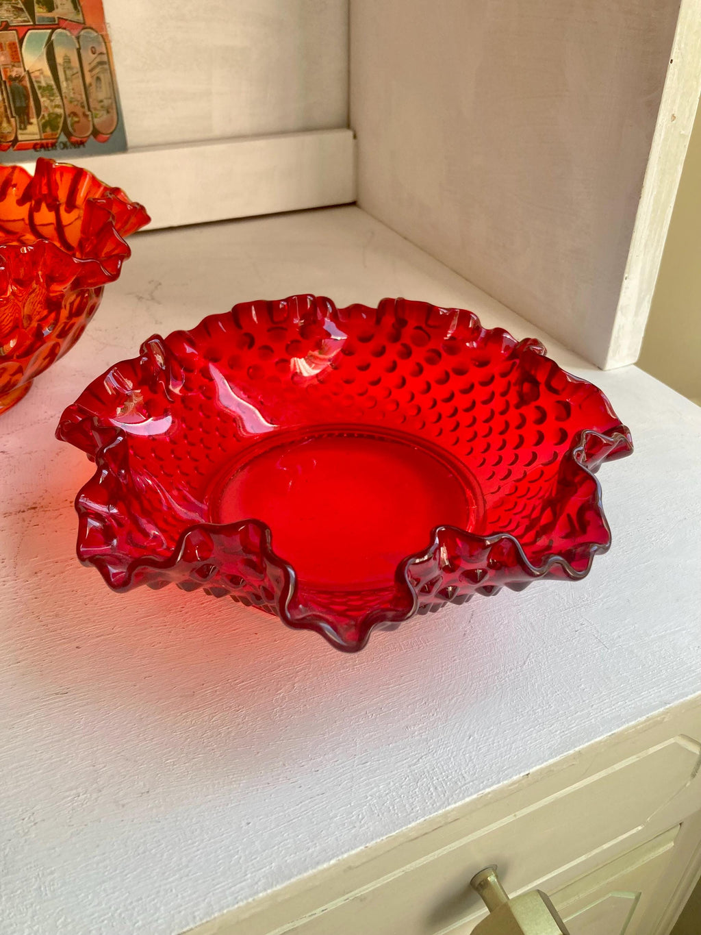 Vintage Fenton Amberina Glass Bowl: Red-Orange Ruffled Rim, UV Reactive