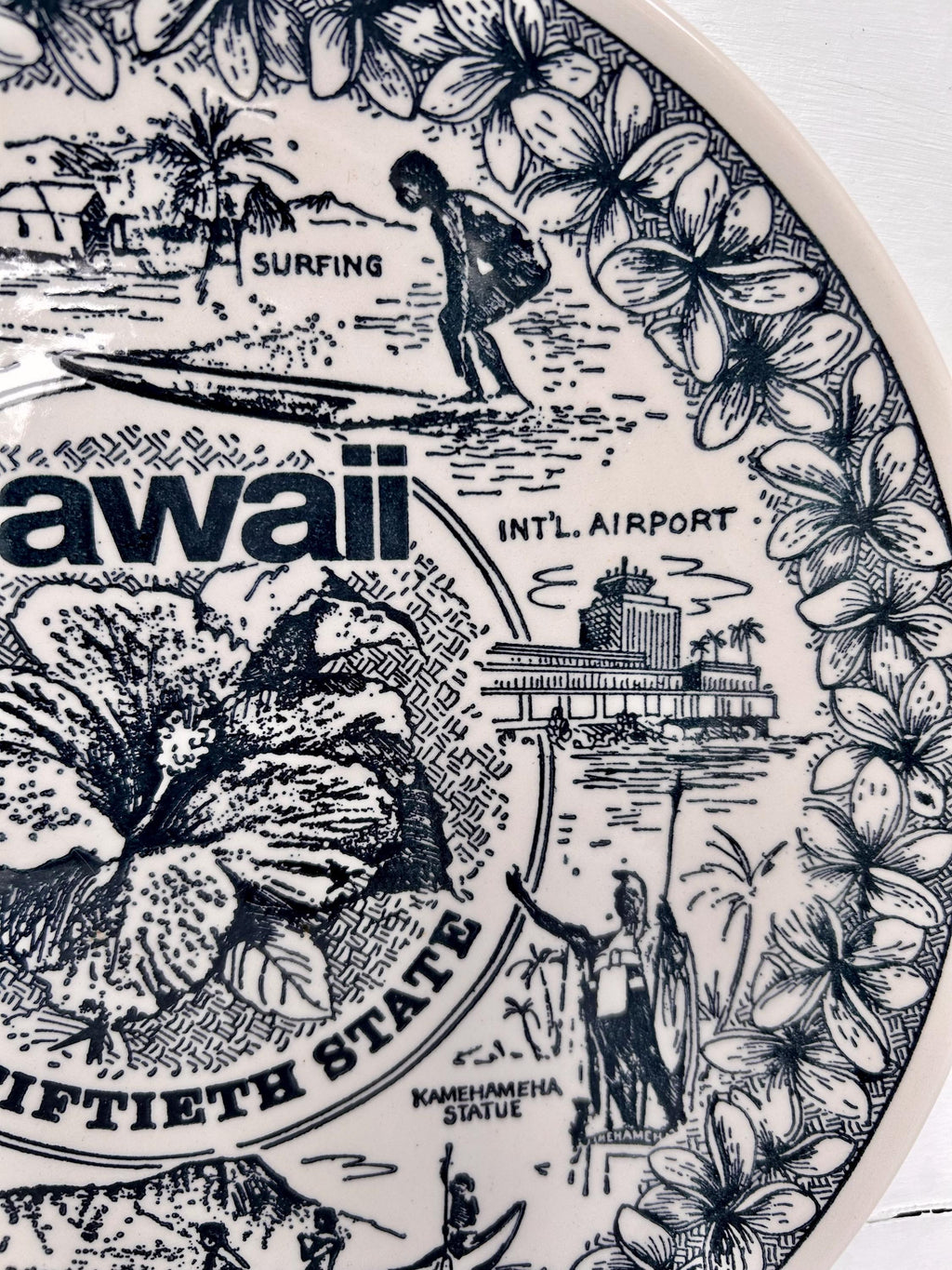 Vintage Hawaii Souvenir Plate: Navy Blue & White American Ironstone
