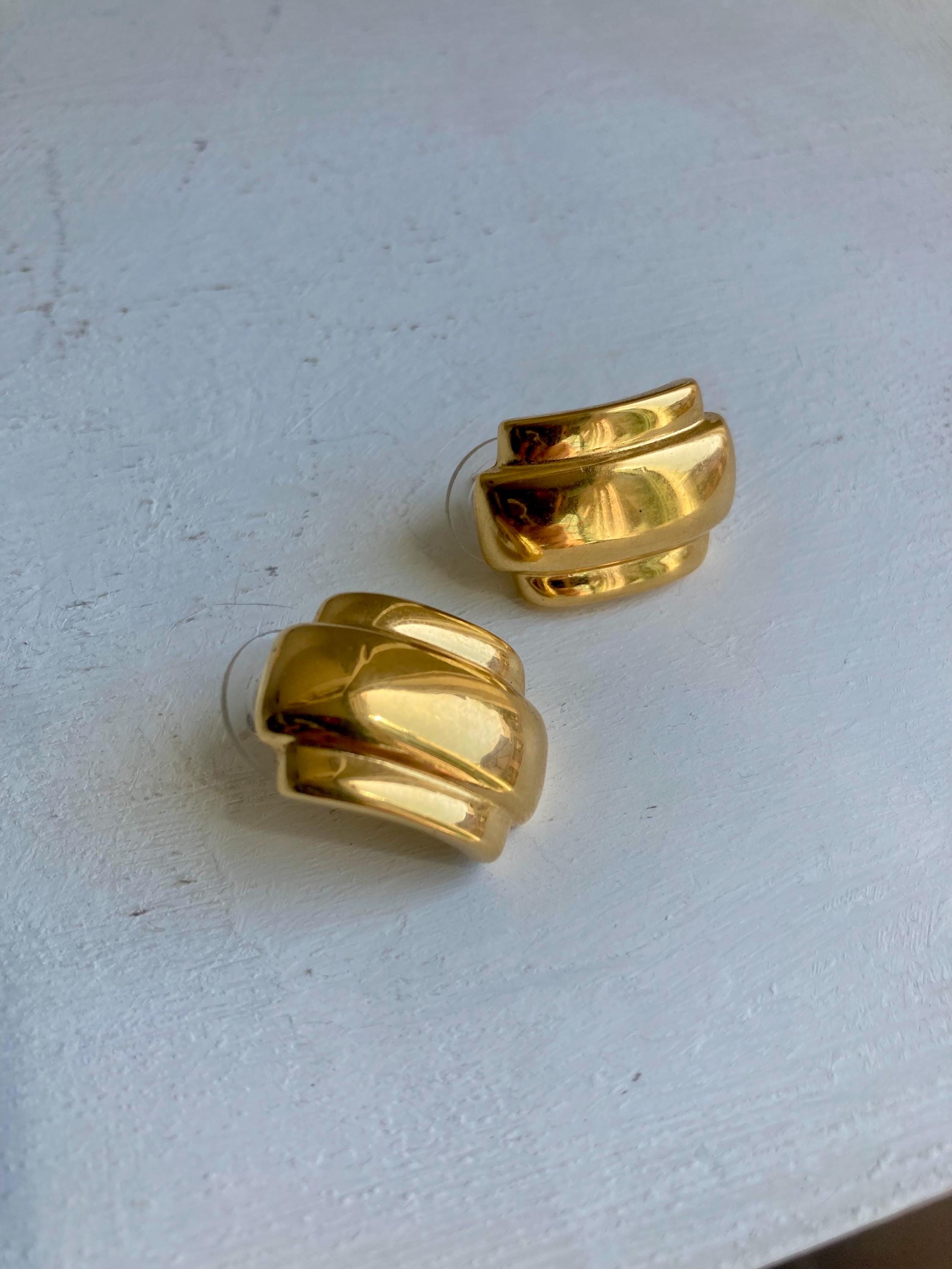 Vintage NAPIER Gold Tone Earrings: 1980s Bold Glamour