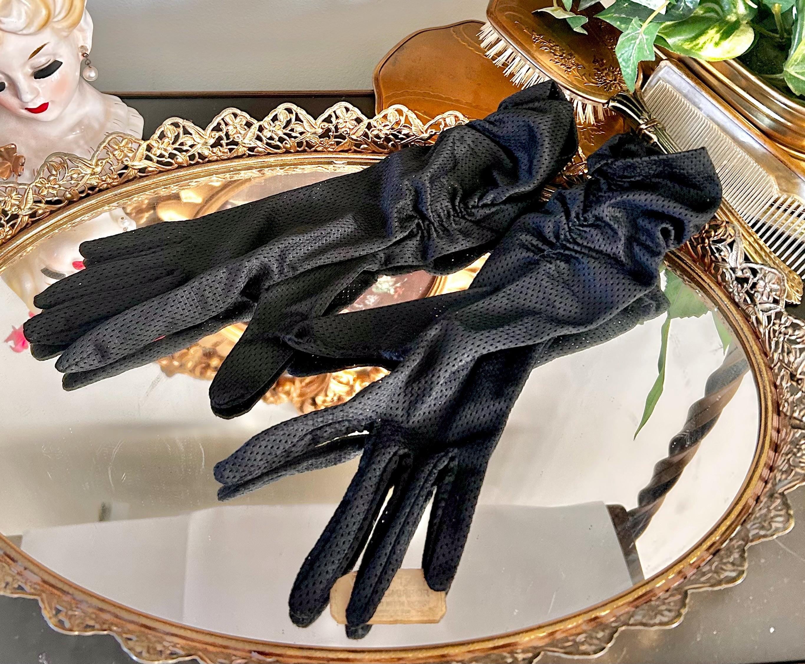 Vintage Ruched Ladies Gloves in Perforated Black Nylon, USA