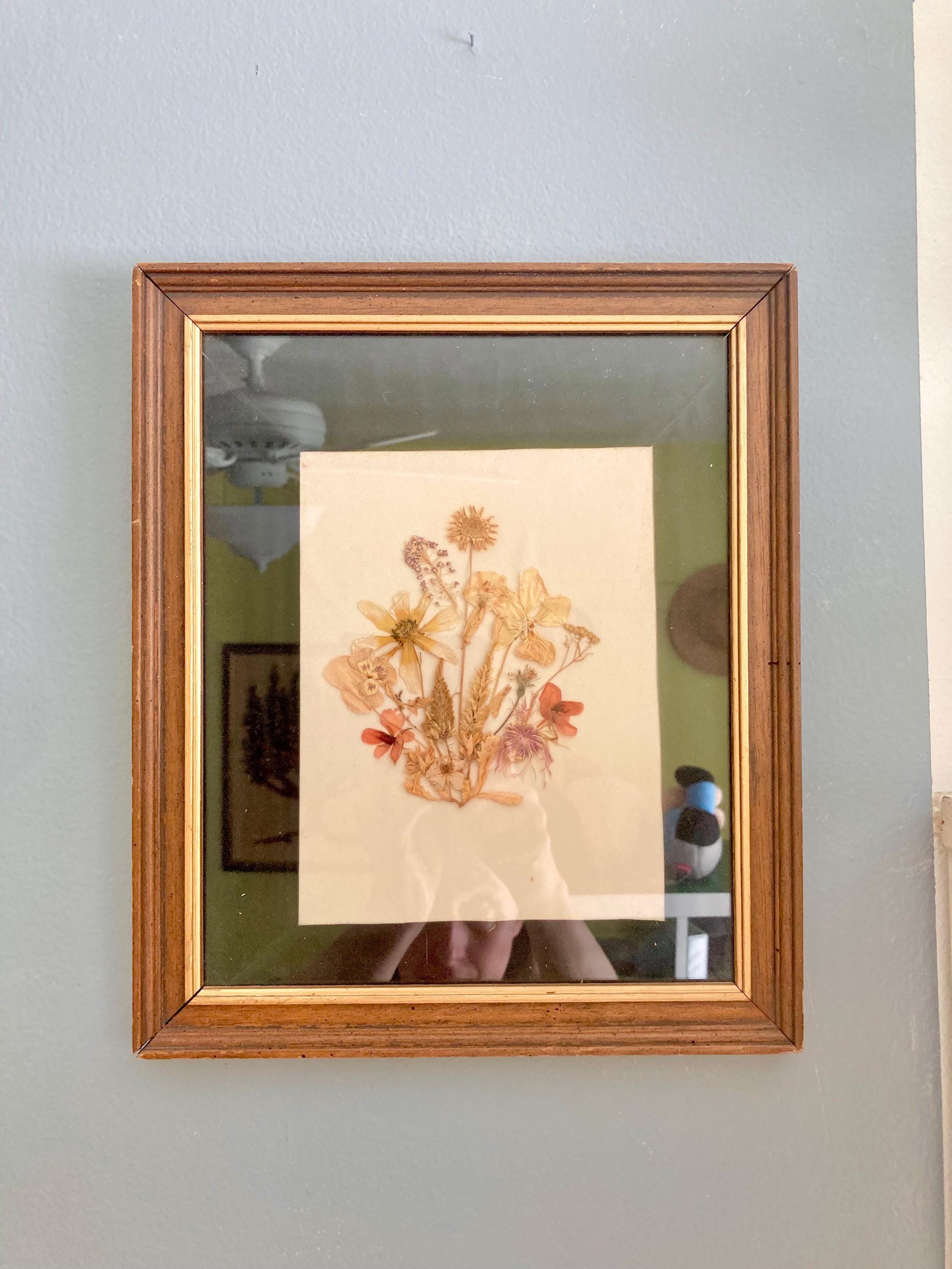 Vintage Pressed Flower Artwork: Handmade Framed Wildflower Bouquet