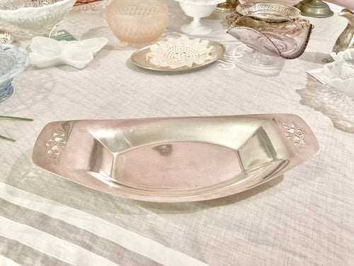 Benedict Silverplated Art Deco Perforated Bread Tray