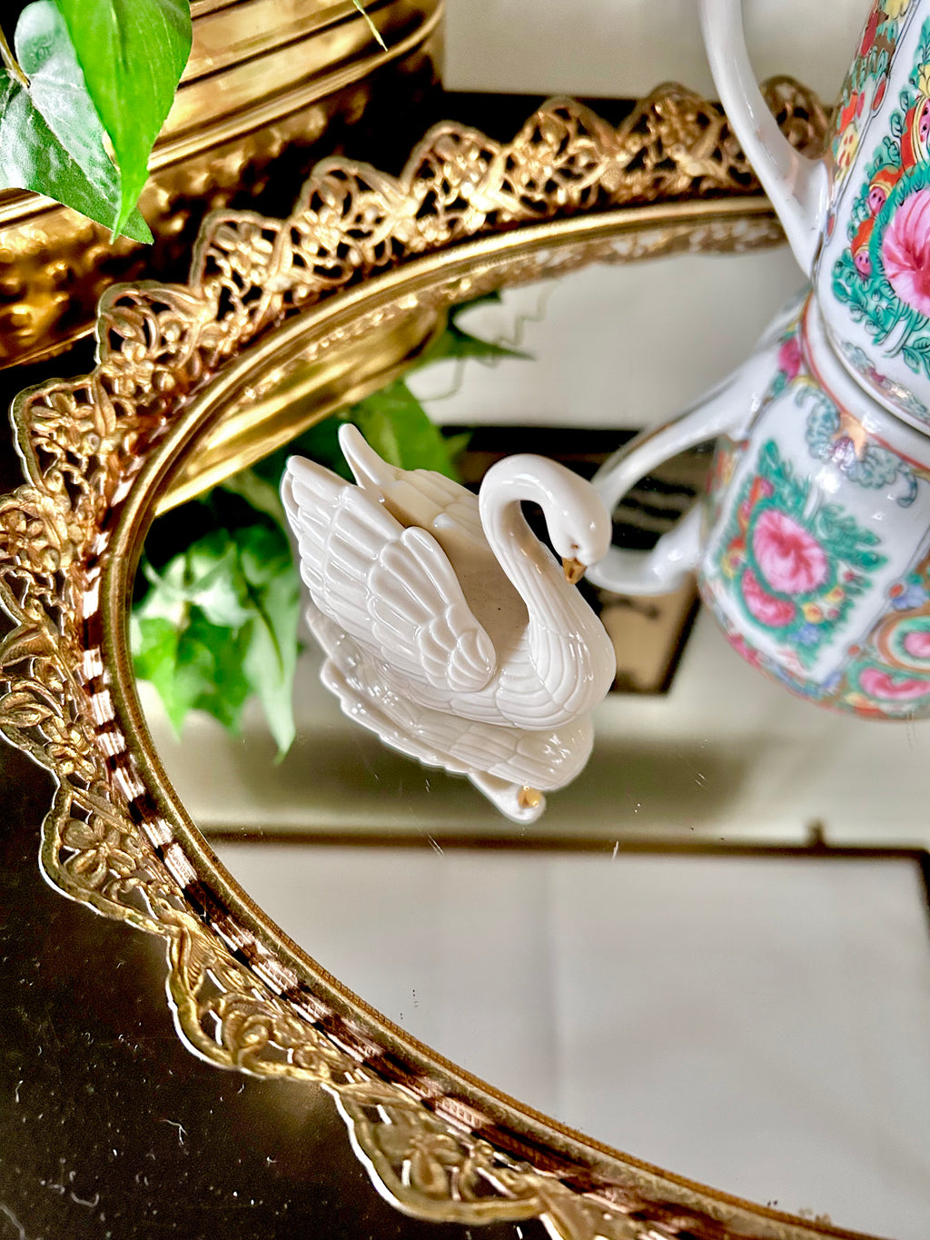 Vintage Lenox Swan Placecard Holder 24k Gold Trim