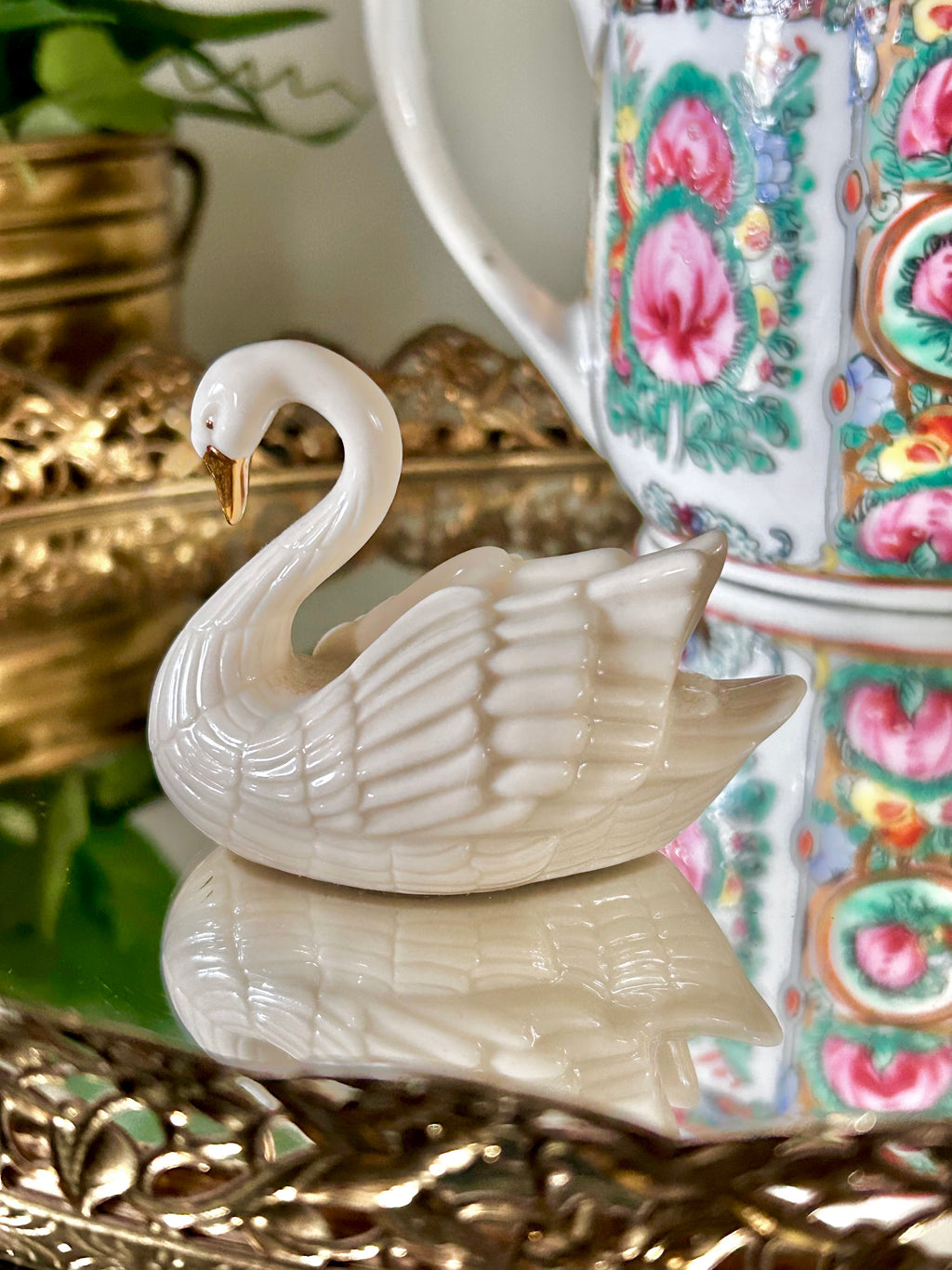 Vintage Lenox Swan Placecard Holder 24k Gold Trim