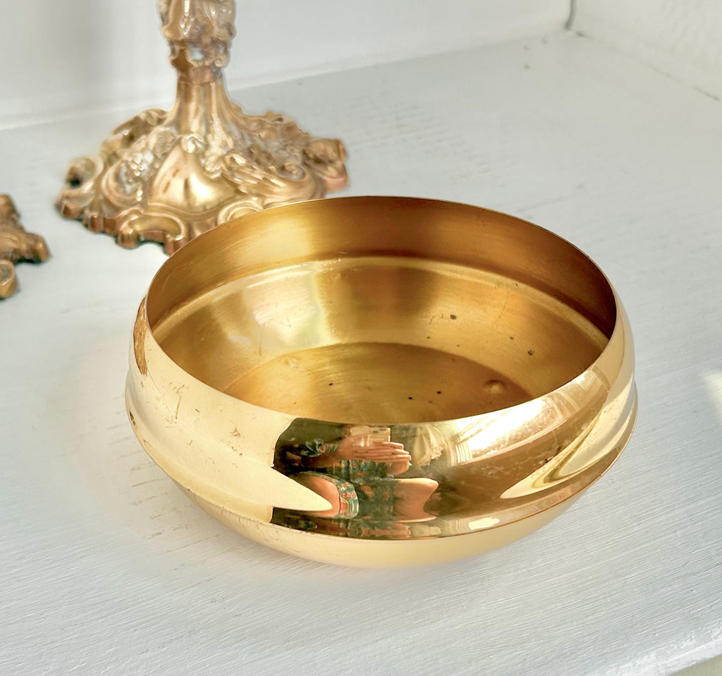 Vintage Coppercraft Guild Brass Bowl: Ridged Design, Ball Feet