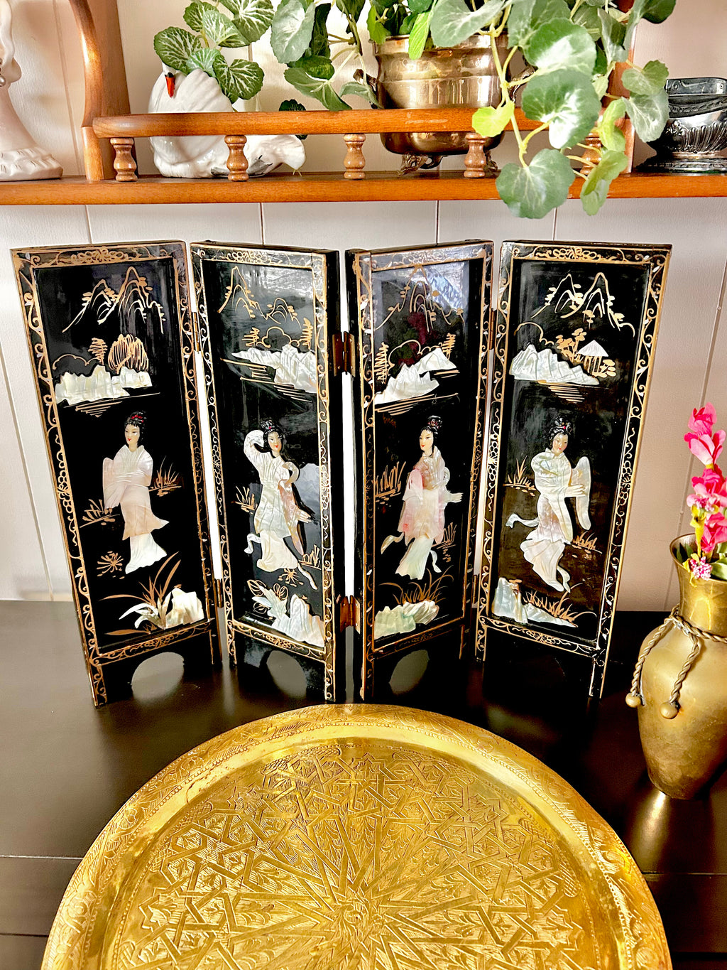 1990s Chinoiserie Small Wooden Accordion Screen