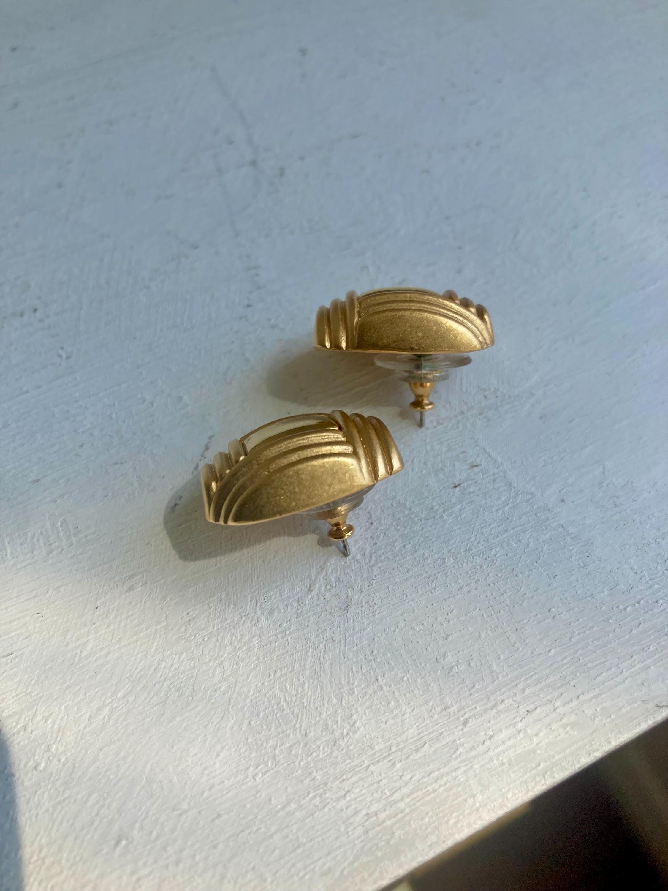 Vintage MONET Gold Tone Earrings: 1980s Concentric Squares