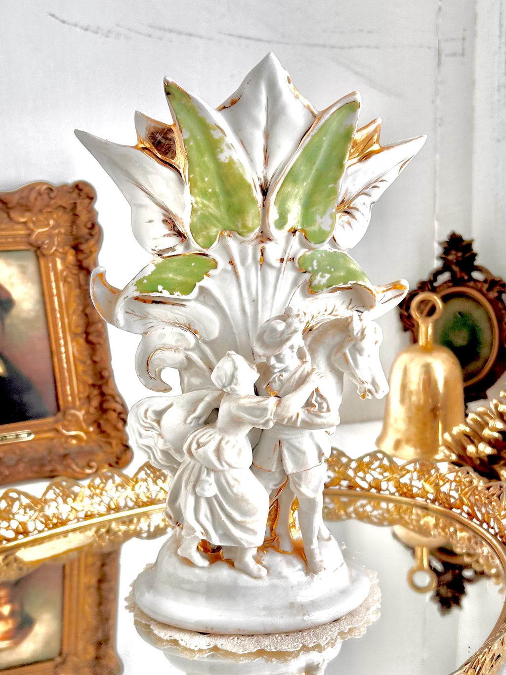 Antique Porcelain Vieux Paris/Vieux Bruxelles Figural Vase
