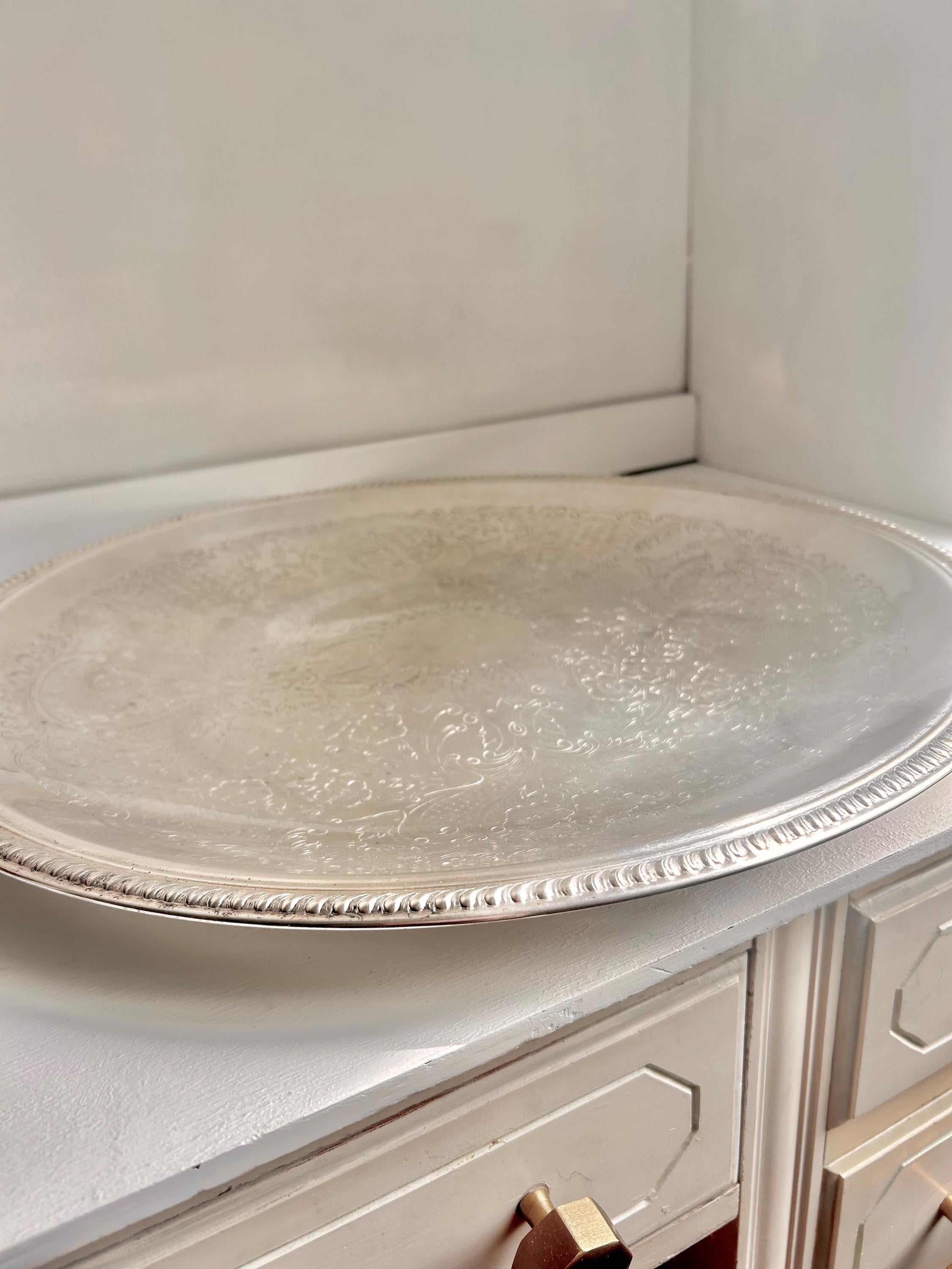 Vintage Silverplated Meat Platter: English Silver Mfg Corp, 18-inch Etched Tray