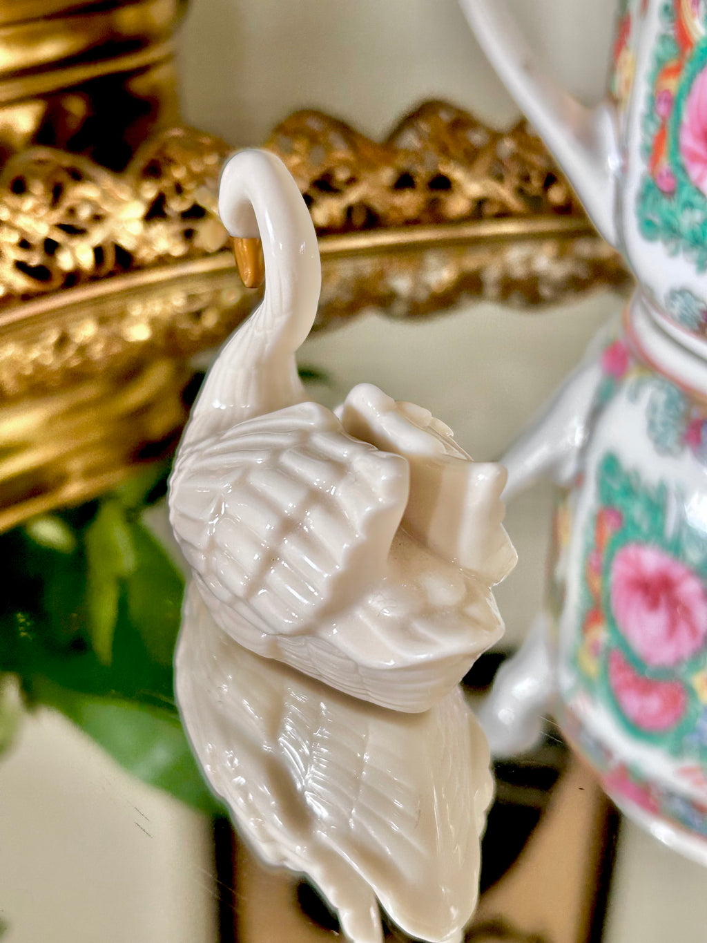 Vintage Lenox Swan Placecard Holder 24k Gold Trim