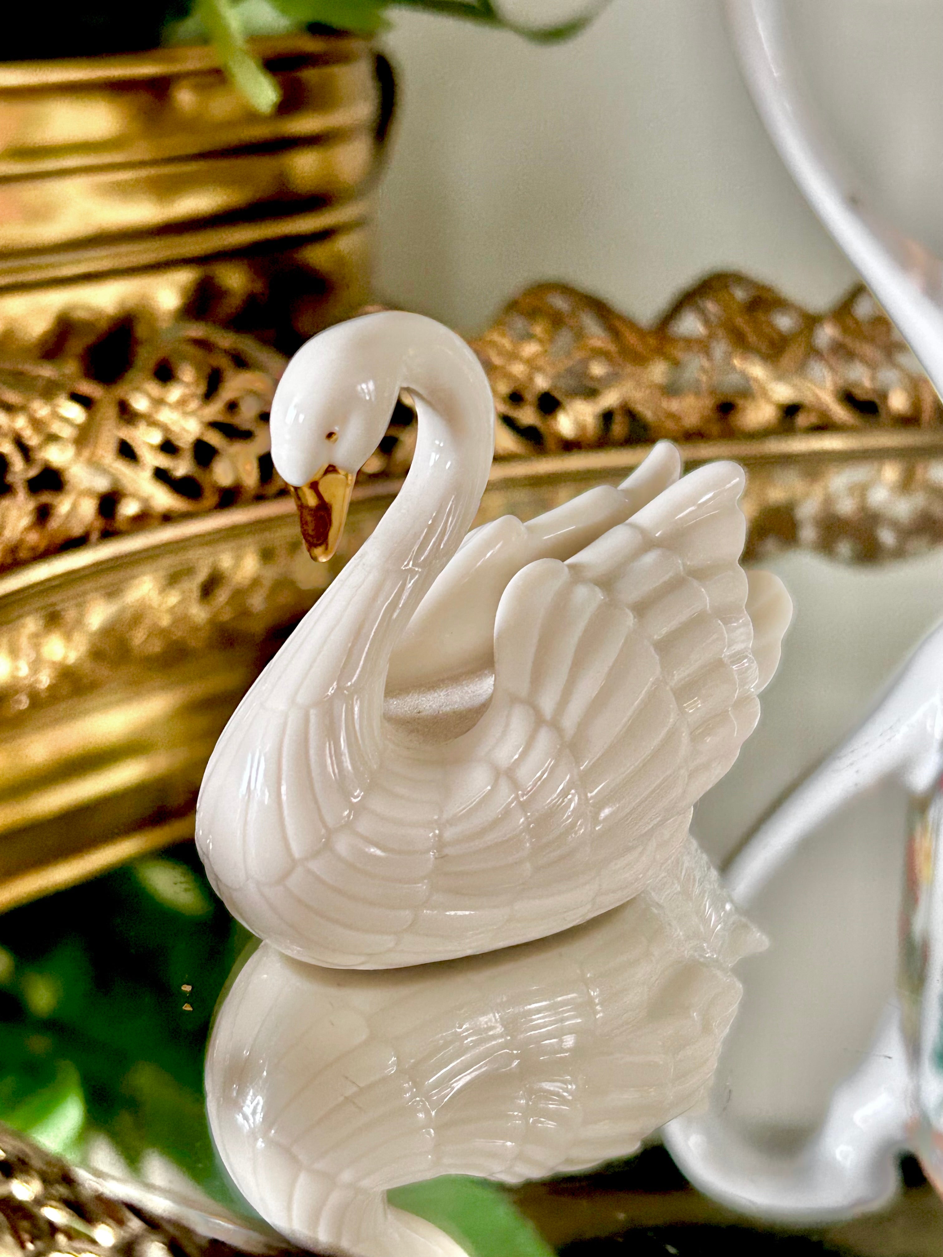 Vintage Lenox Swan Placecard Holder 24k Gold Trim