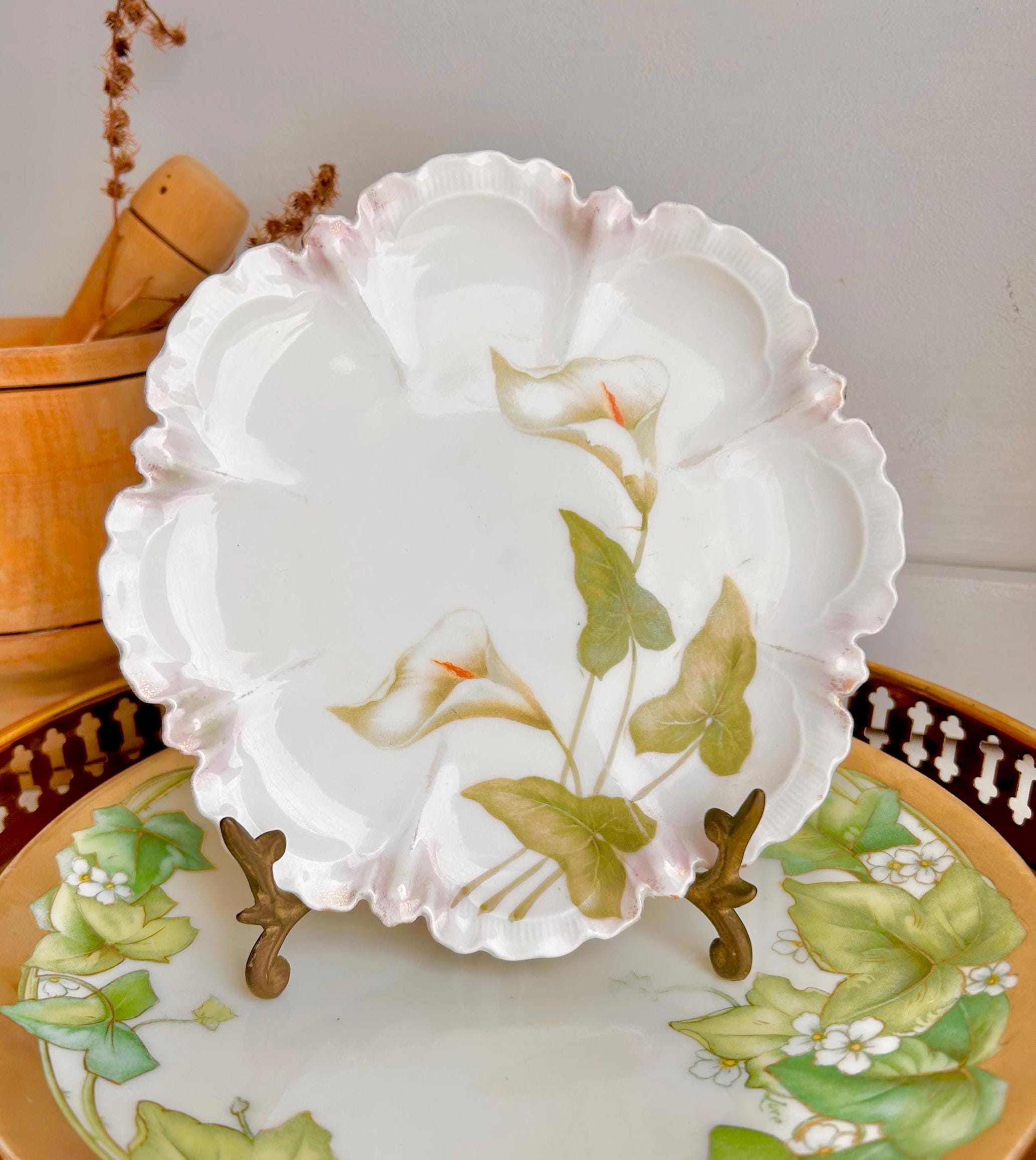 Vintage Reinhold Schlegelmilch Porcelain Bread Plate: Calla Lily Pattern, Germany
