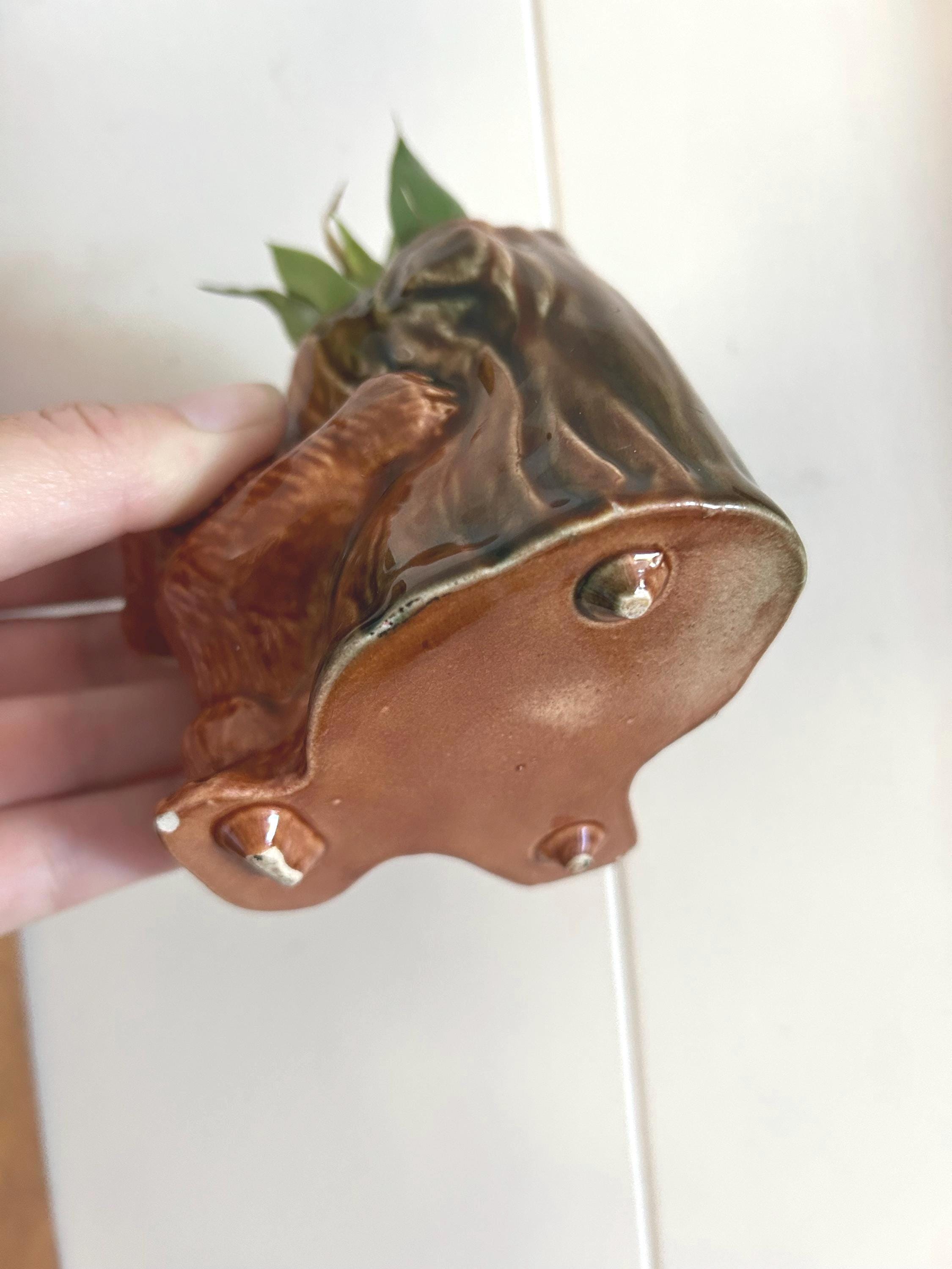Vintage Brown Bear Ceramic Planter: Anthropomorphic Tree Stump Vase
