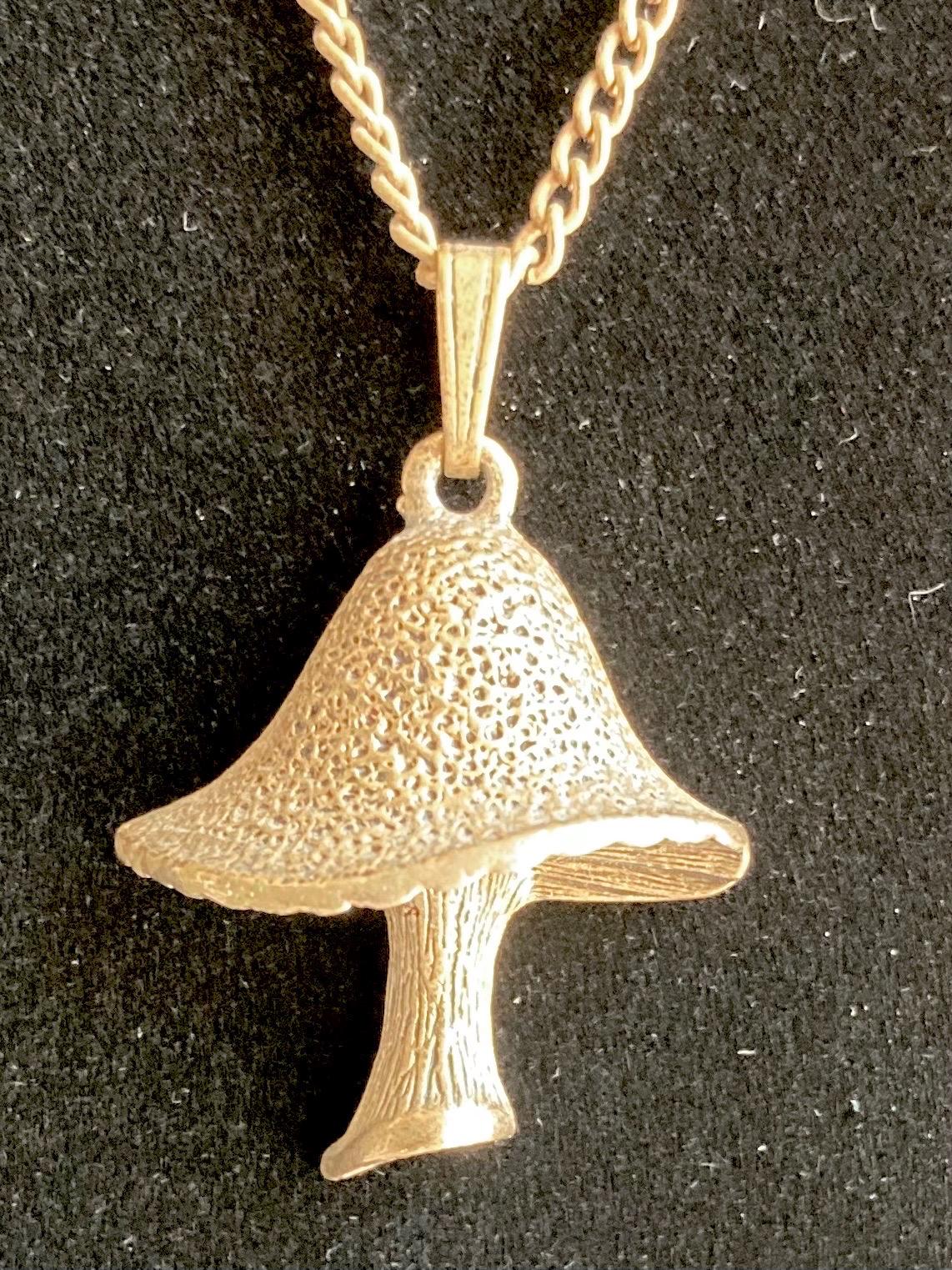 Vintage Gold Tone Necklace: Sarah Coventry Mushroom Pendant or Long Filigree Chain