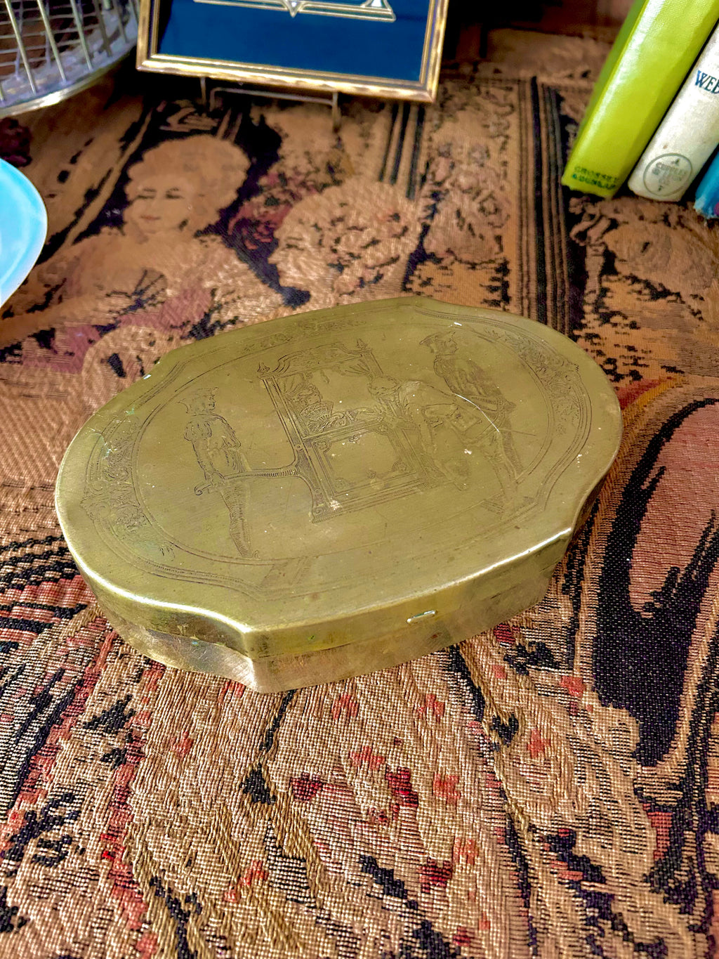 Vintage Shrafft's Boston Hinged Tin