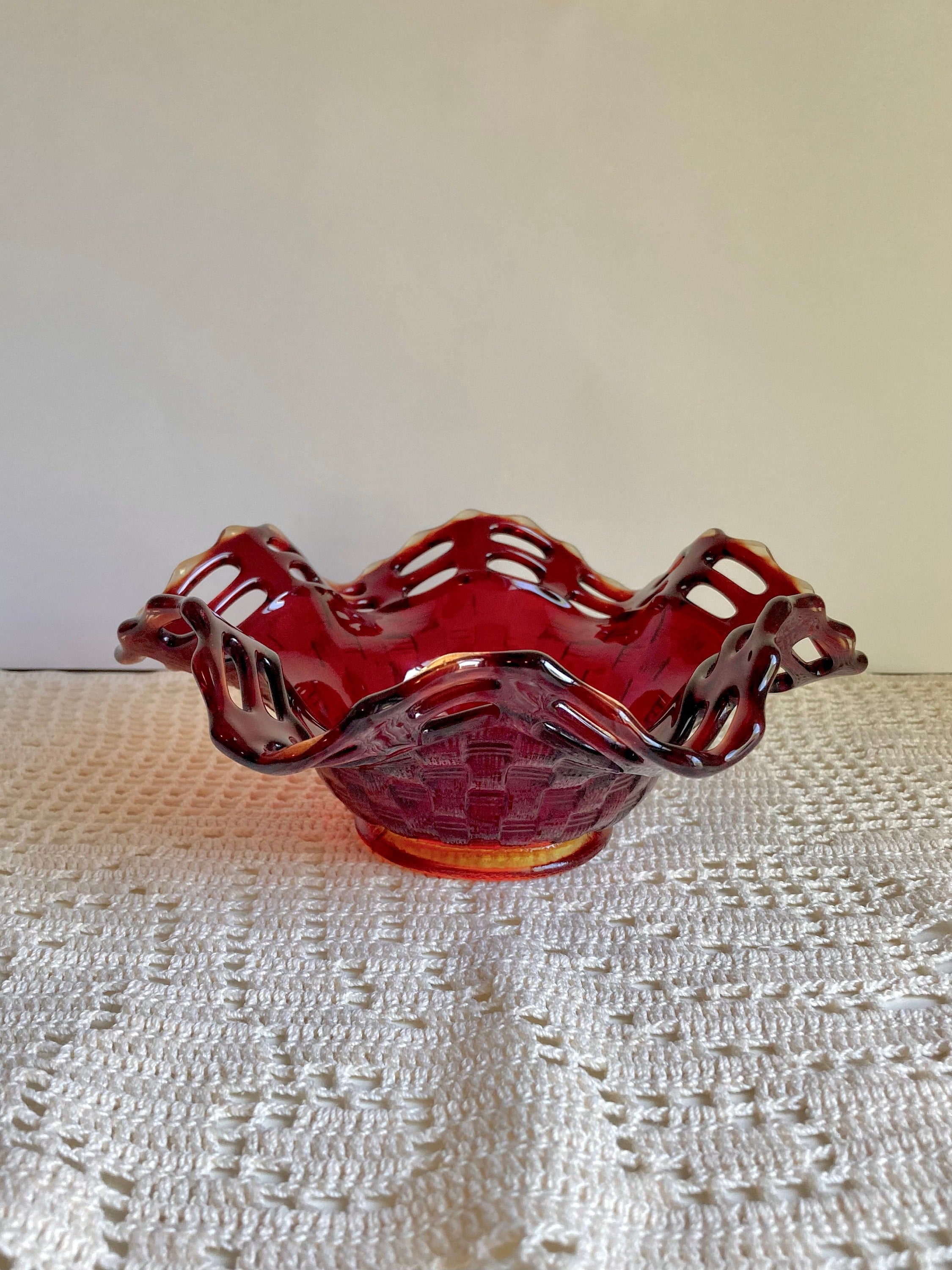 Vintage Fenton Amberina Glass Bowl: Basket Weave Lattice Rim, 6”