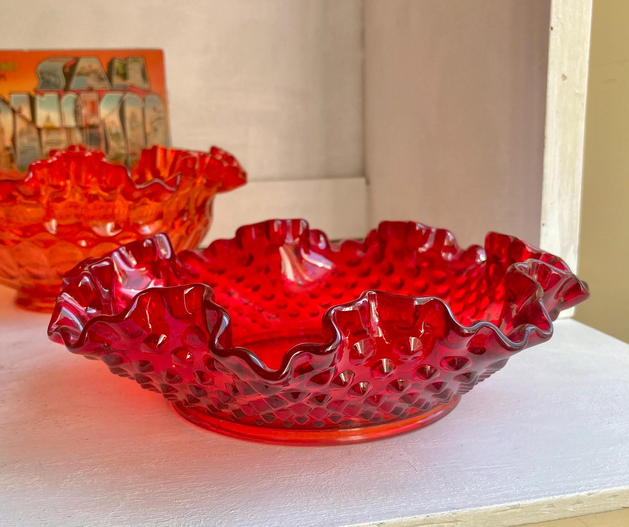 Vintage Fenton Amberina Glass Bowl: Red-Orange Ruffled Rim, UV Reactive