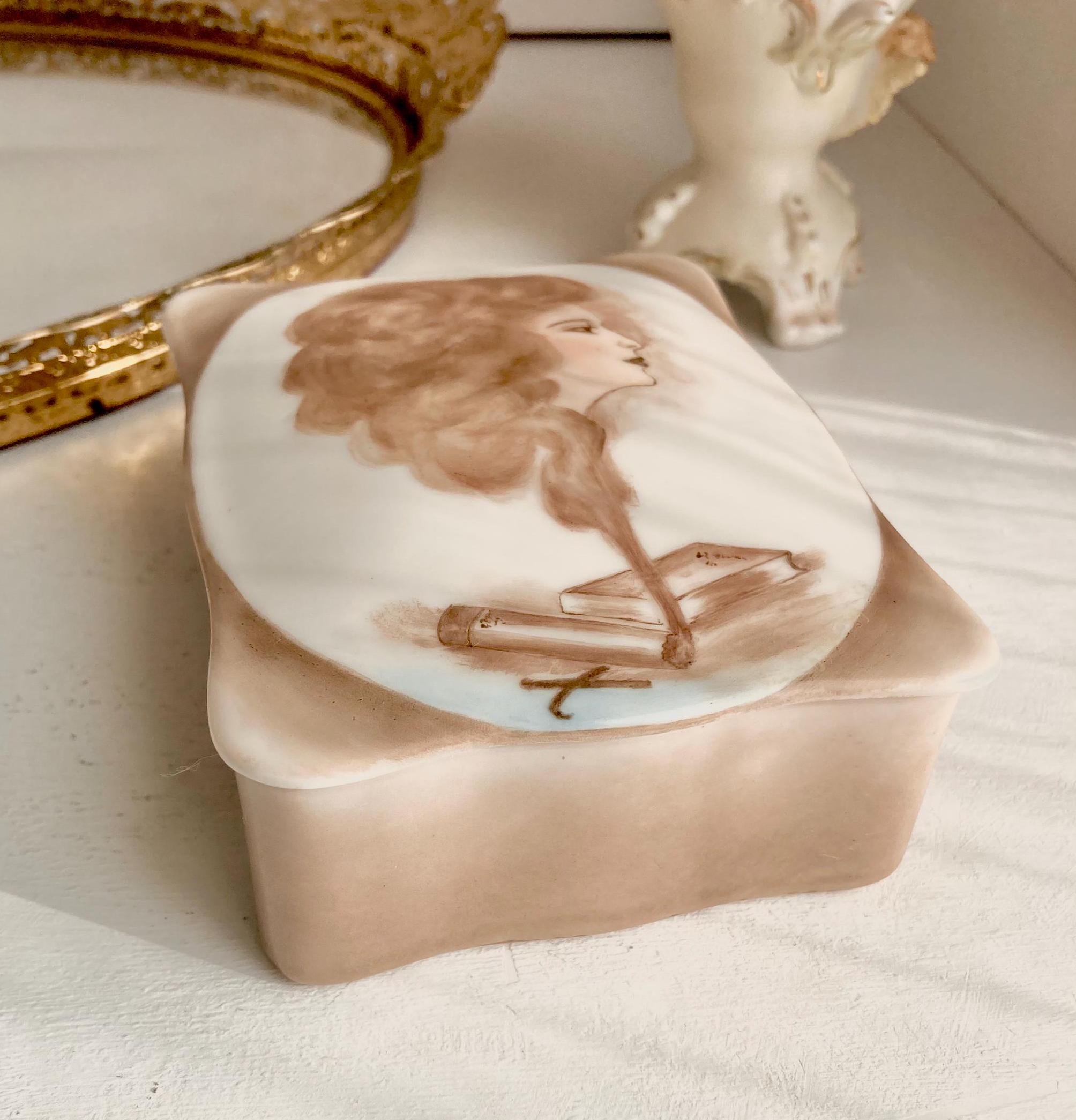 Vintage Hand-Painted Porcelain Jewelry Box: Lady Cameo Image