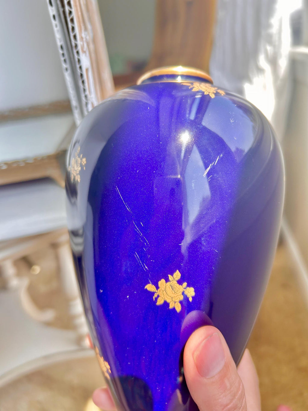 Vintage Lindner Kueps Bavaria Cobalt Vase: 22K Gold Roses - Note Condition