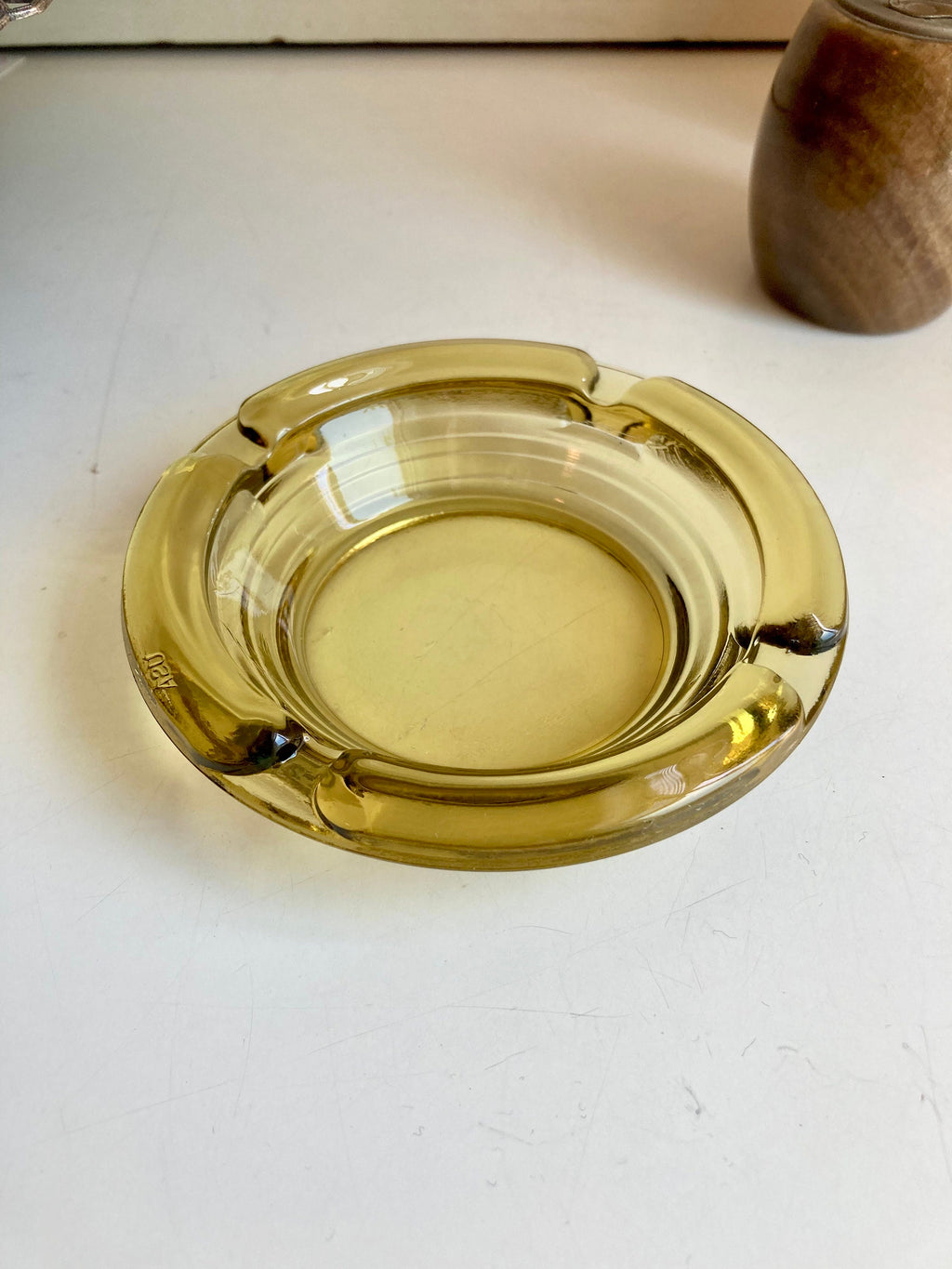 Vintage USA Pale Gold Amber Glass Ashtray