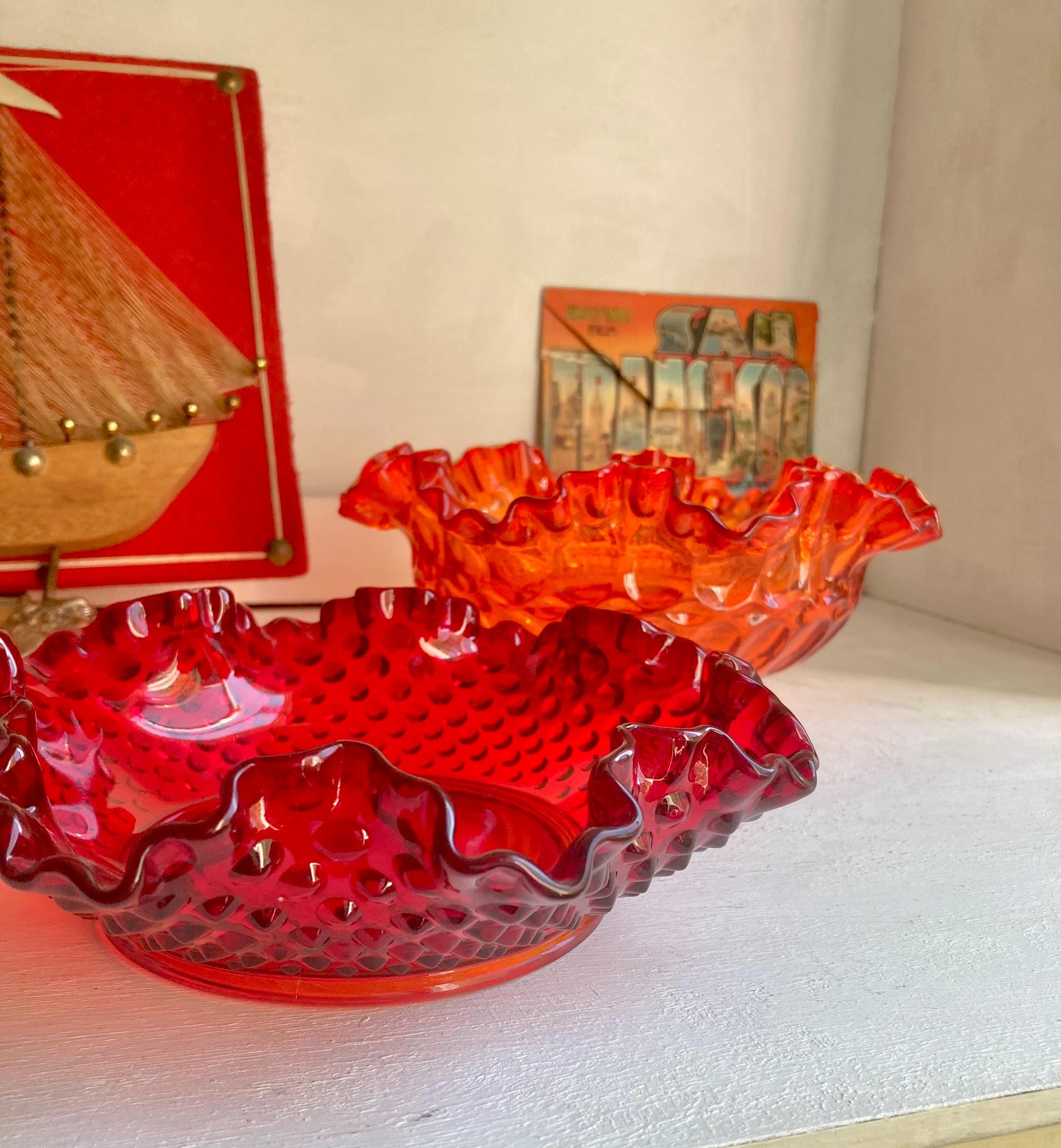 Vintage Fenton Amberina Glass Bowl: Red-Orange Ruffled Rim, UV Reactive