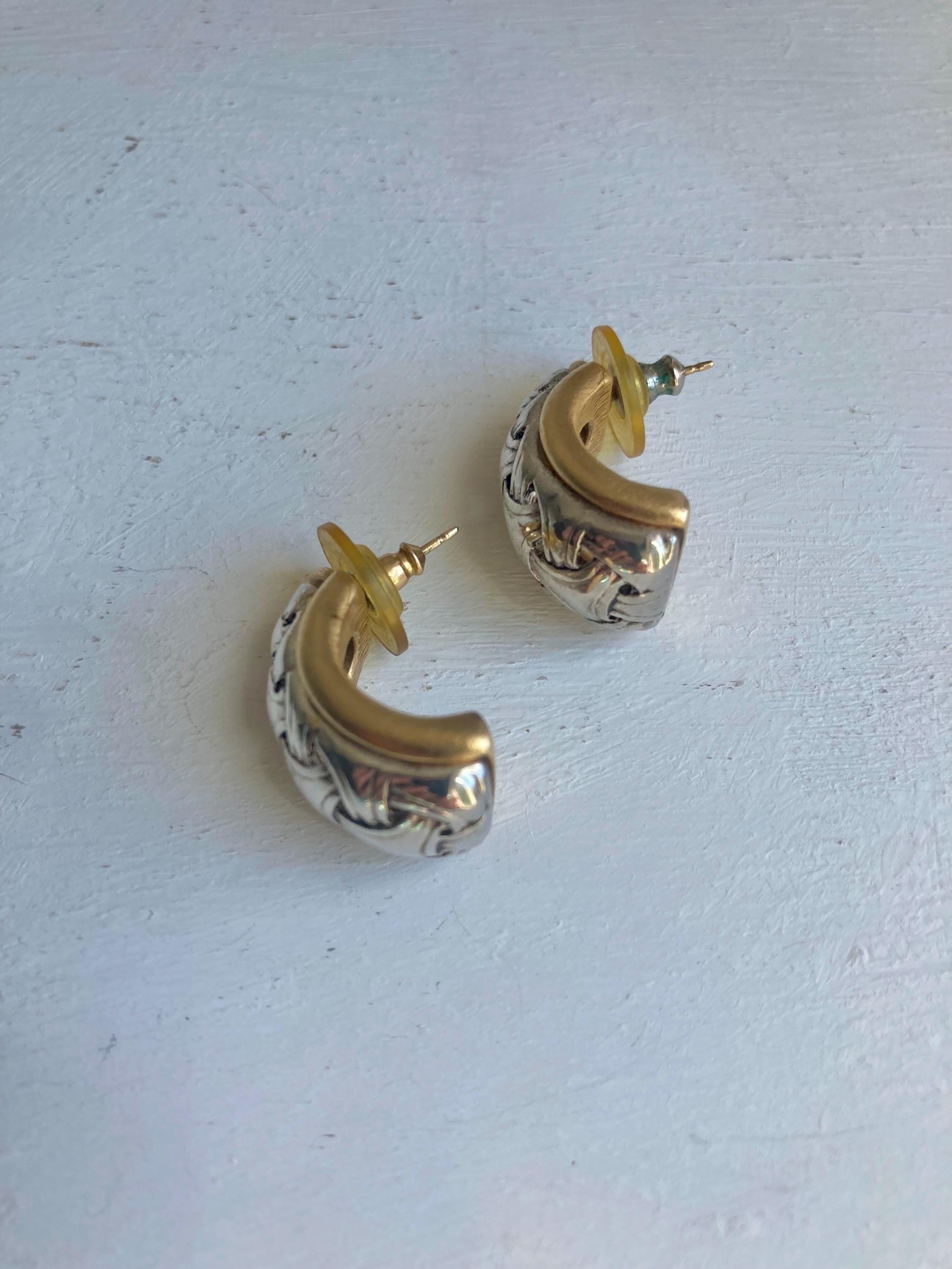 Vintage 1980s Two-Tone Half Hoop Earrings: Gold & Silver
