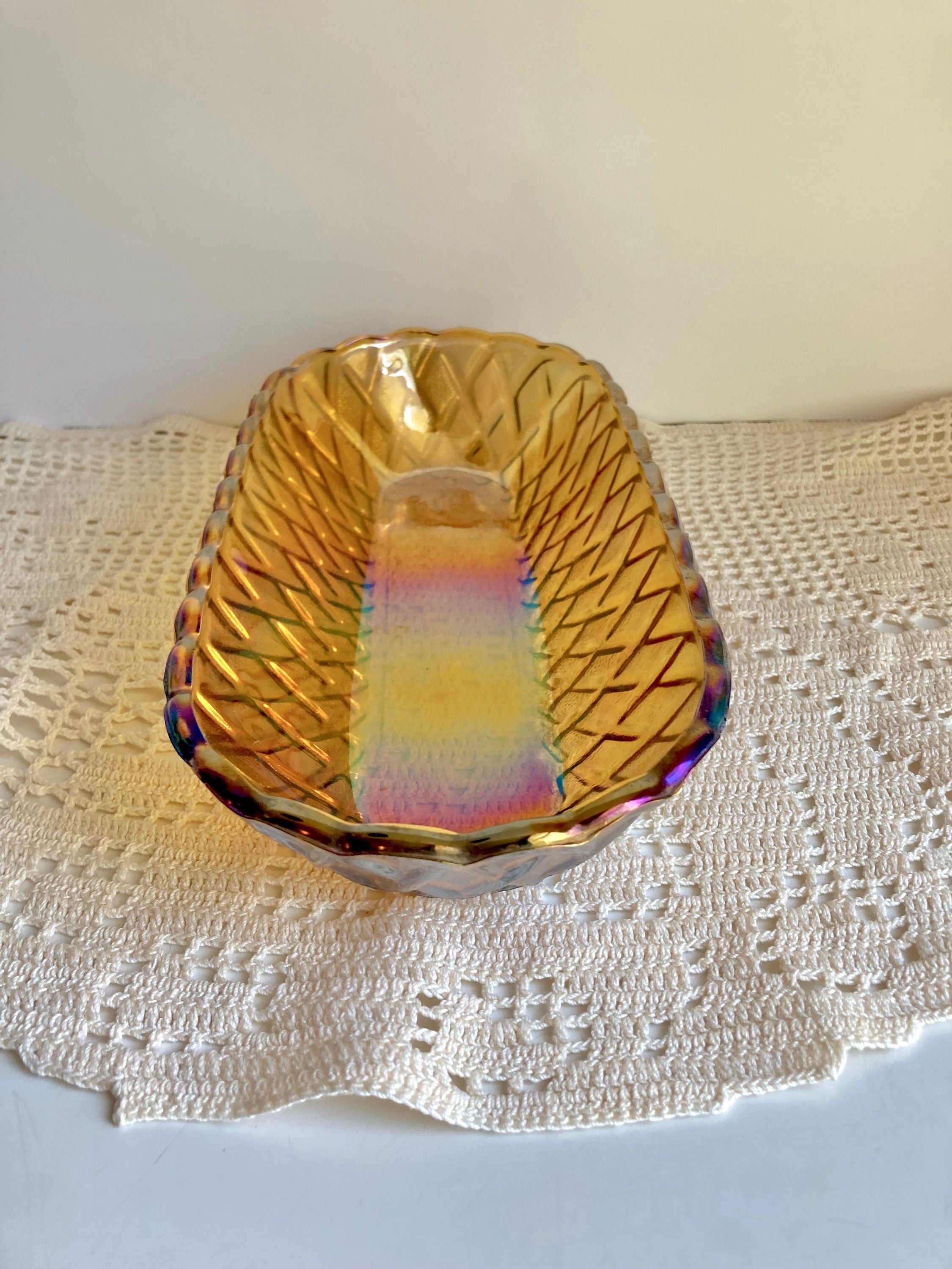 Vintage Amber Carnival Glass Bread Bowl: Indiana Glass Lattice Basketweave