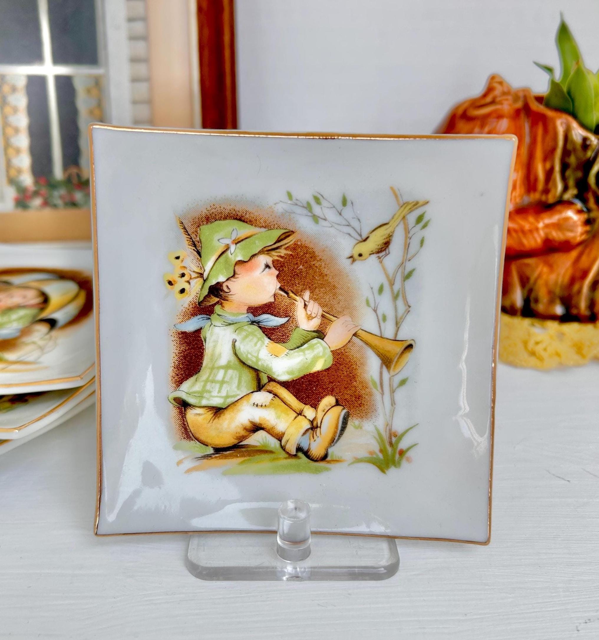 Vintage Hummel-Style Ceramic Plate: Storybook Children Wall Hanging - Japan