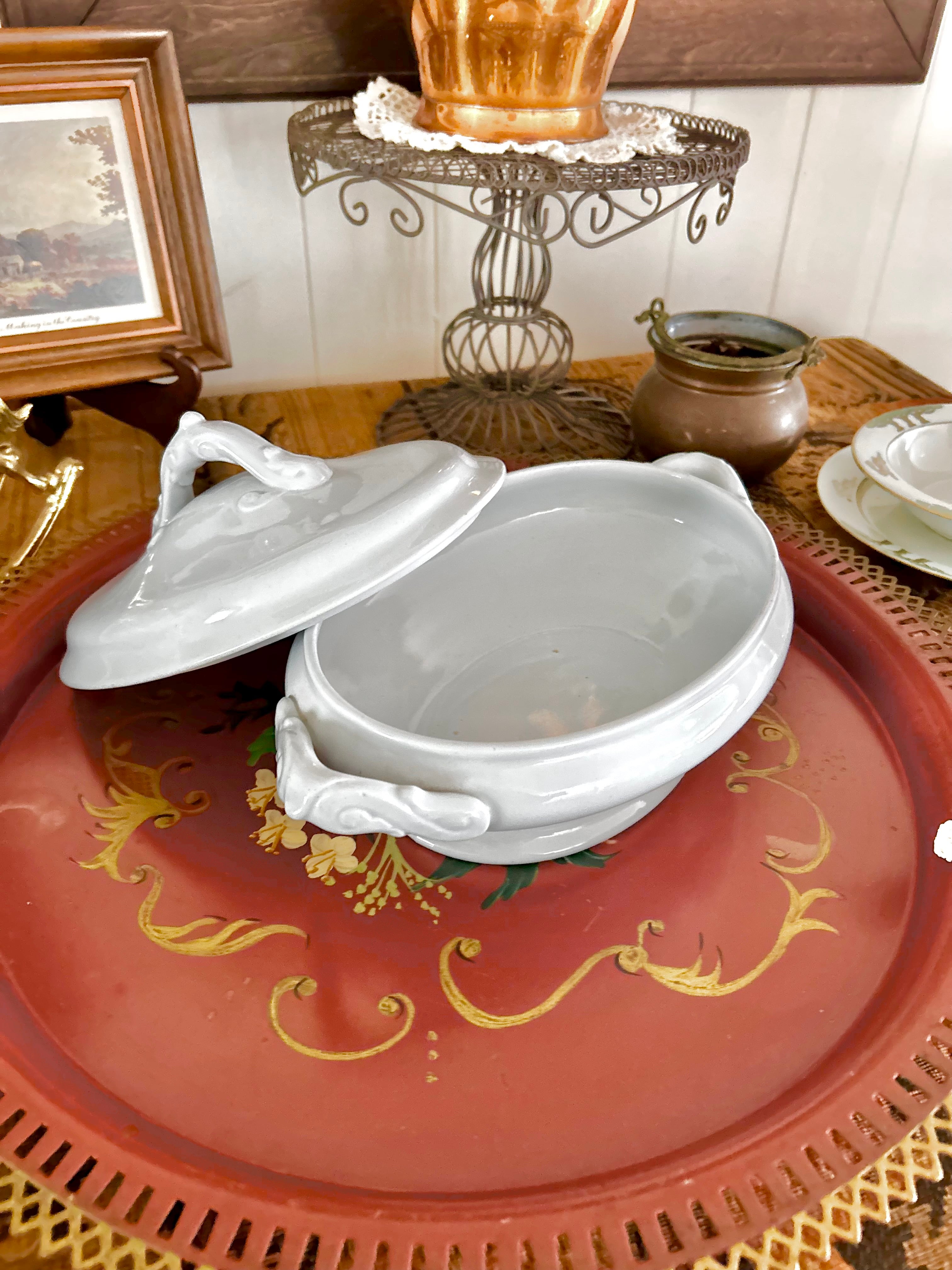 Vintage Meakin Bros Ironstone Tureen