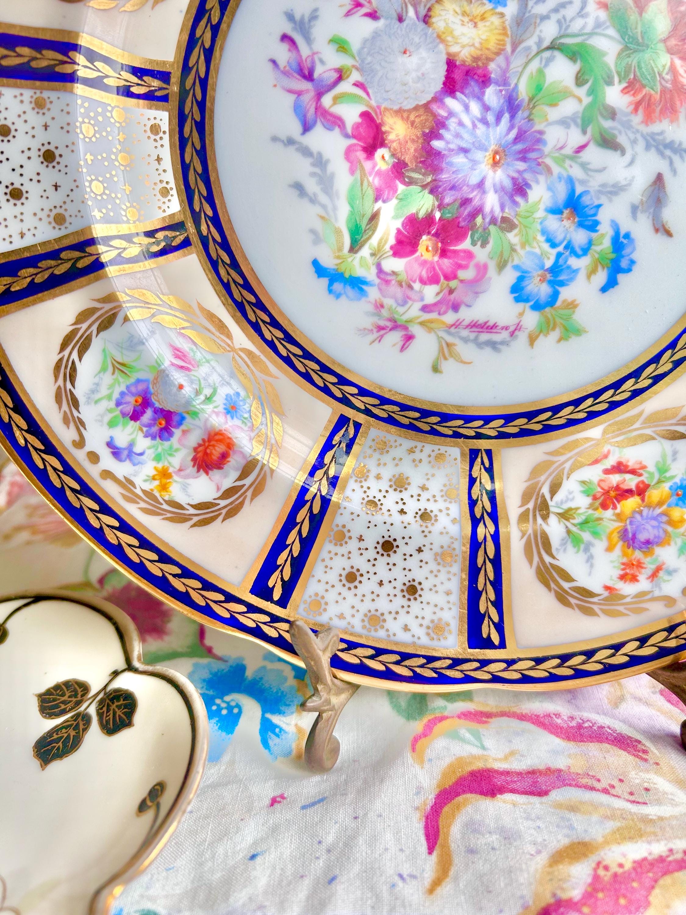 Vintage Royal Paragon Plate: Queen Mary Serviet, Floral Bone China