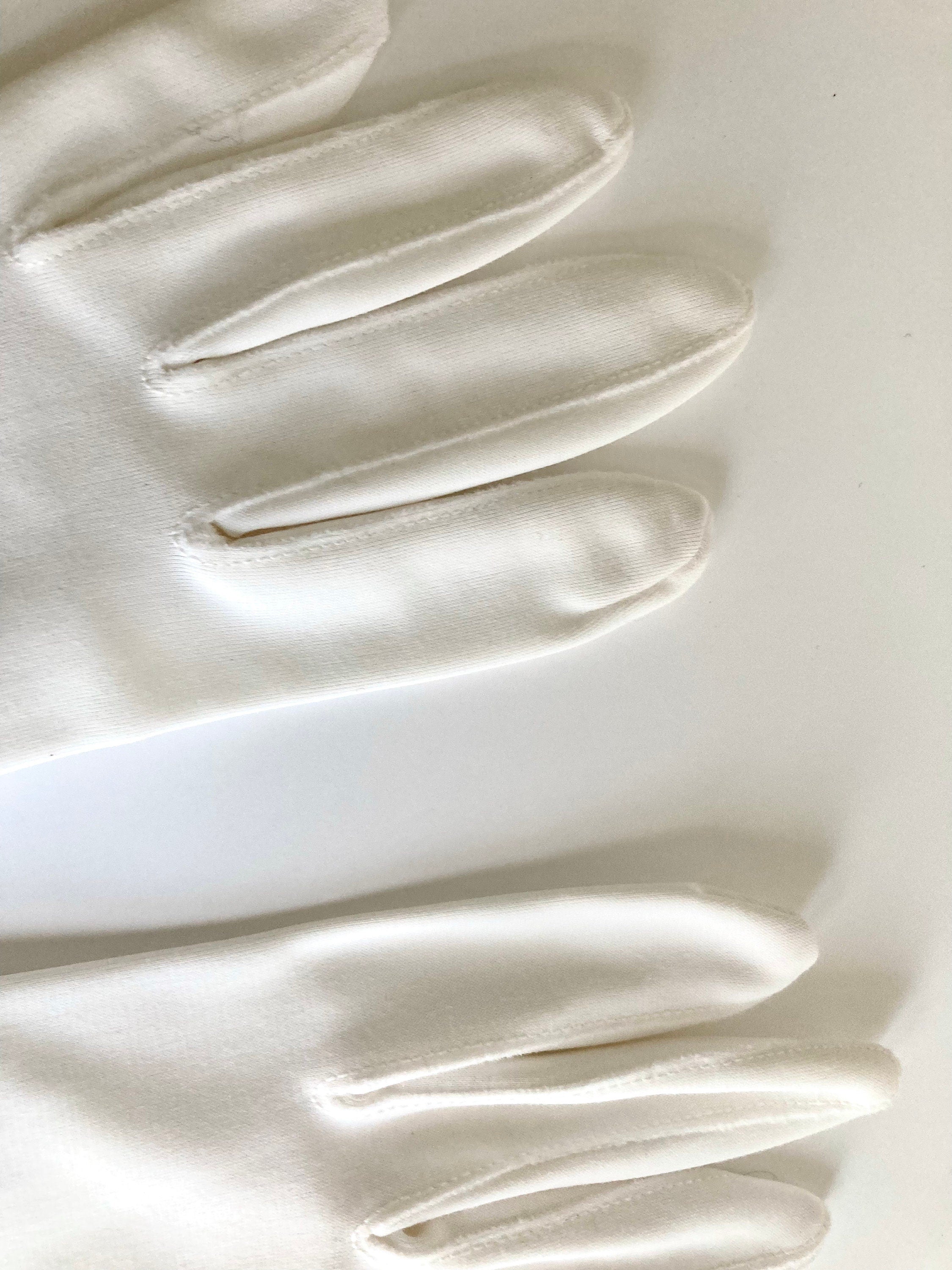 Vintage Ladies Gloves -White short - floral embroidery trim - made in USA Good Vtg. Condition