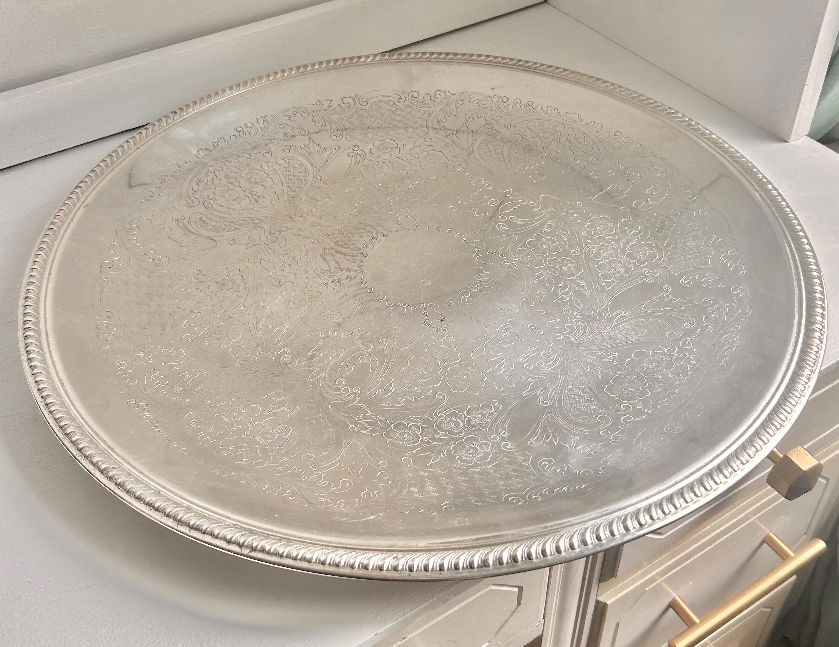 Vintage Silverplated Meat Platter: English Silver Mfg Corp, 18-inch Etched Tray