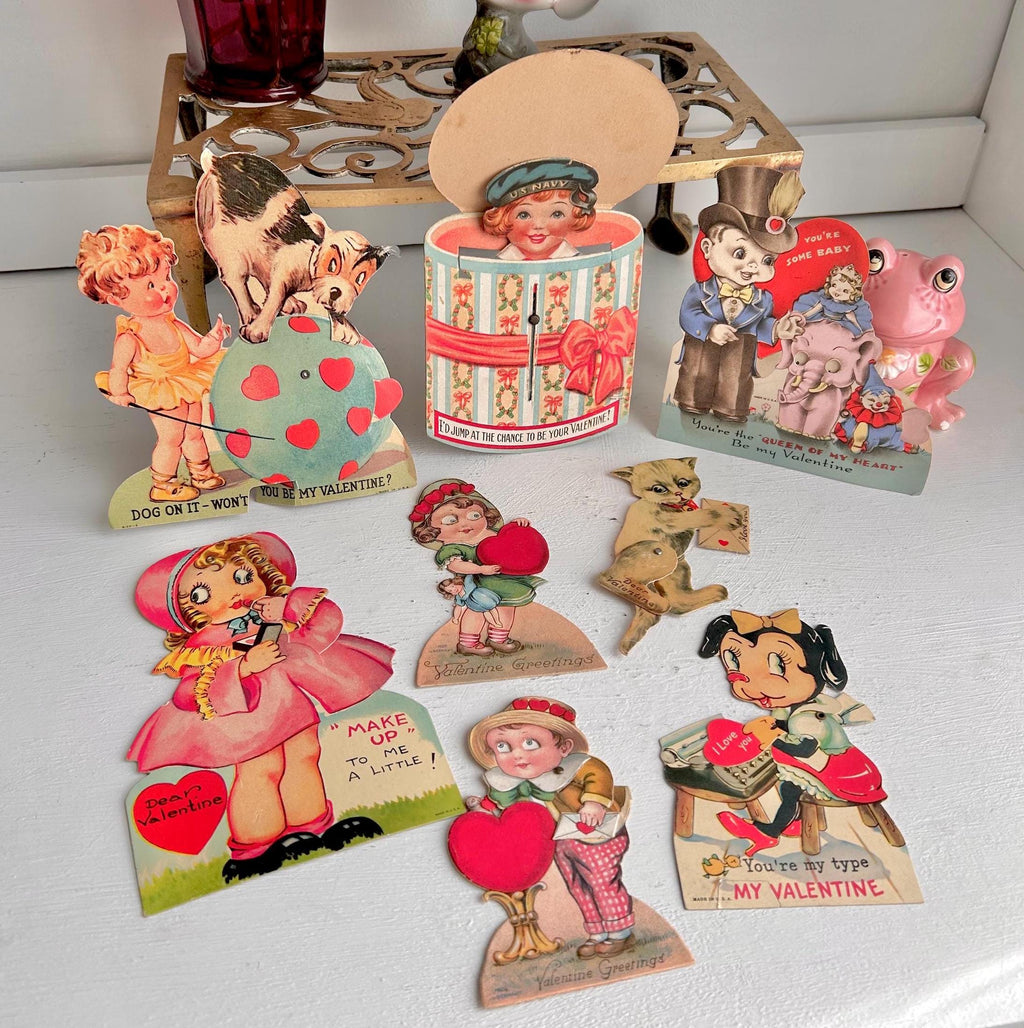 Vintage Die-Cut Paper Valentine: 1930s/40s Dynamic Love Greetings