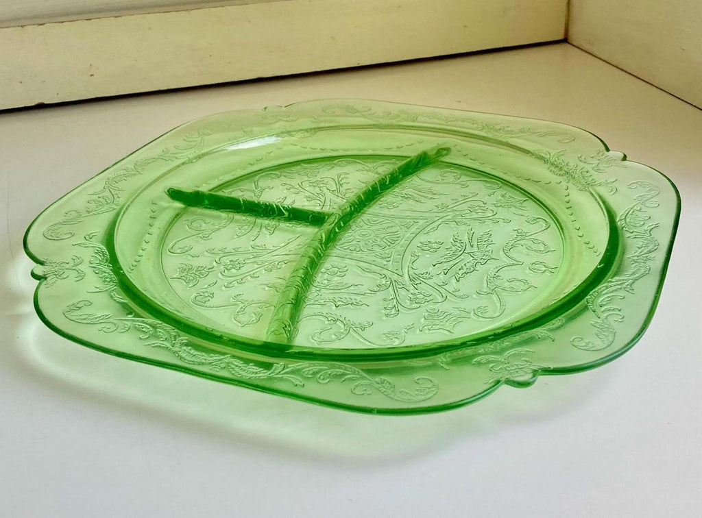 Vintage Uranium Green Glass Divided Plate: Federal Madrid Pattern