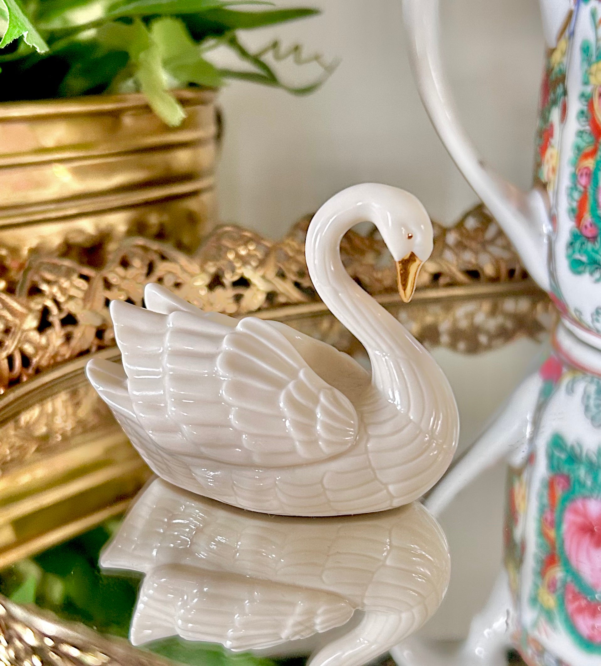 Vintage Lenox Swan Placecard Holder 24k Gold Trim