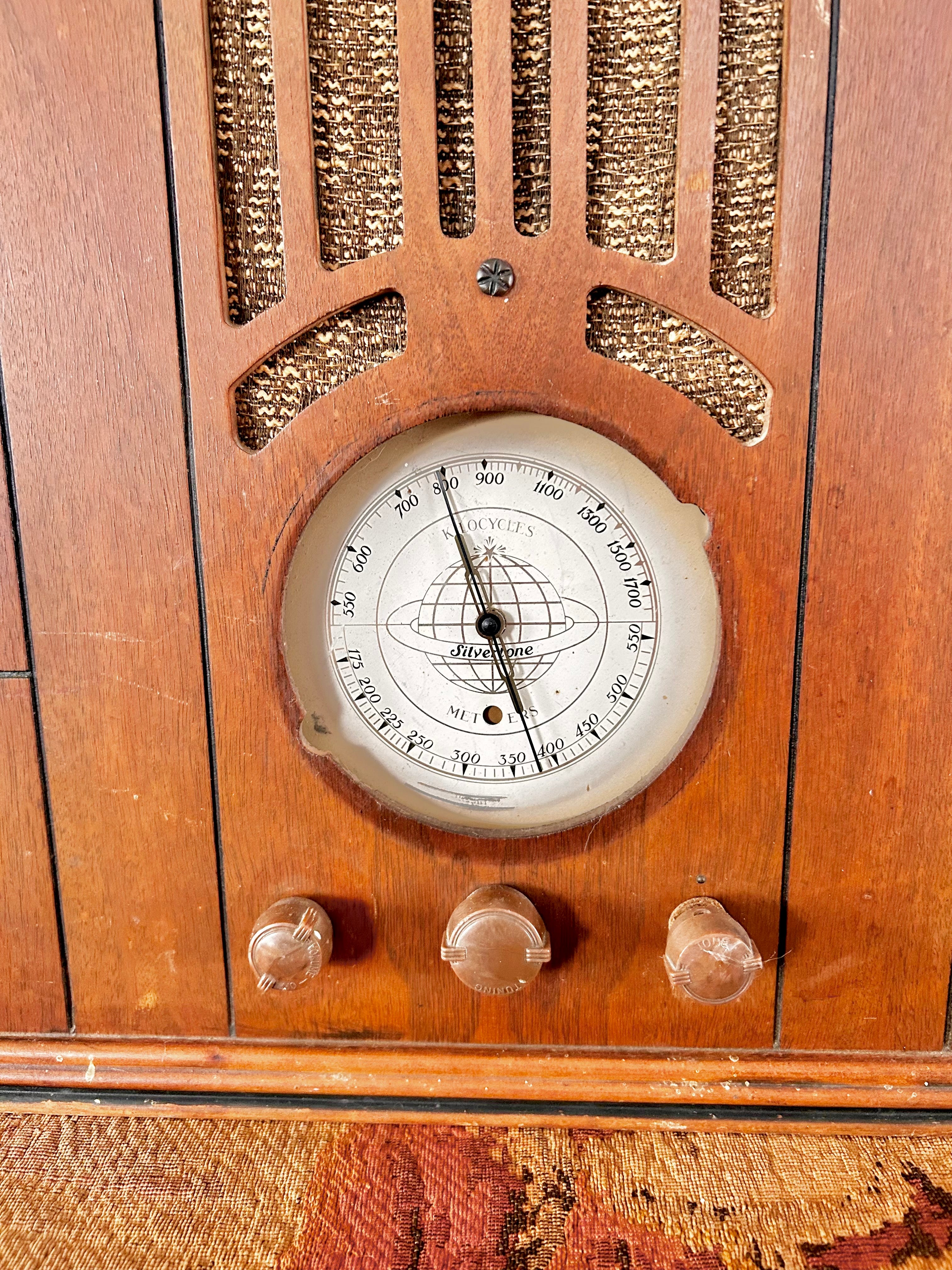 Vintage Tombstone Art Deco Radio Chassis