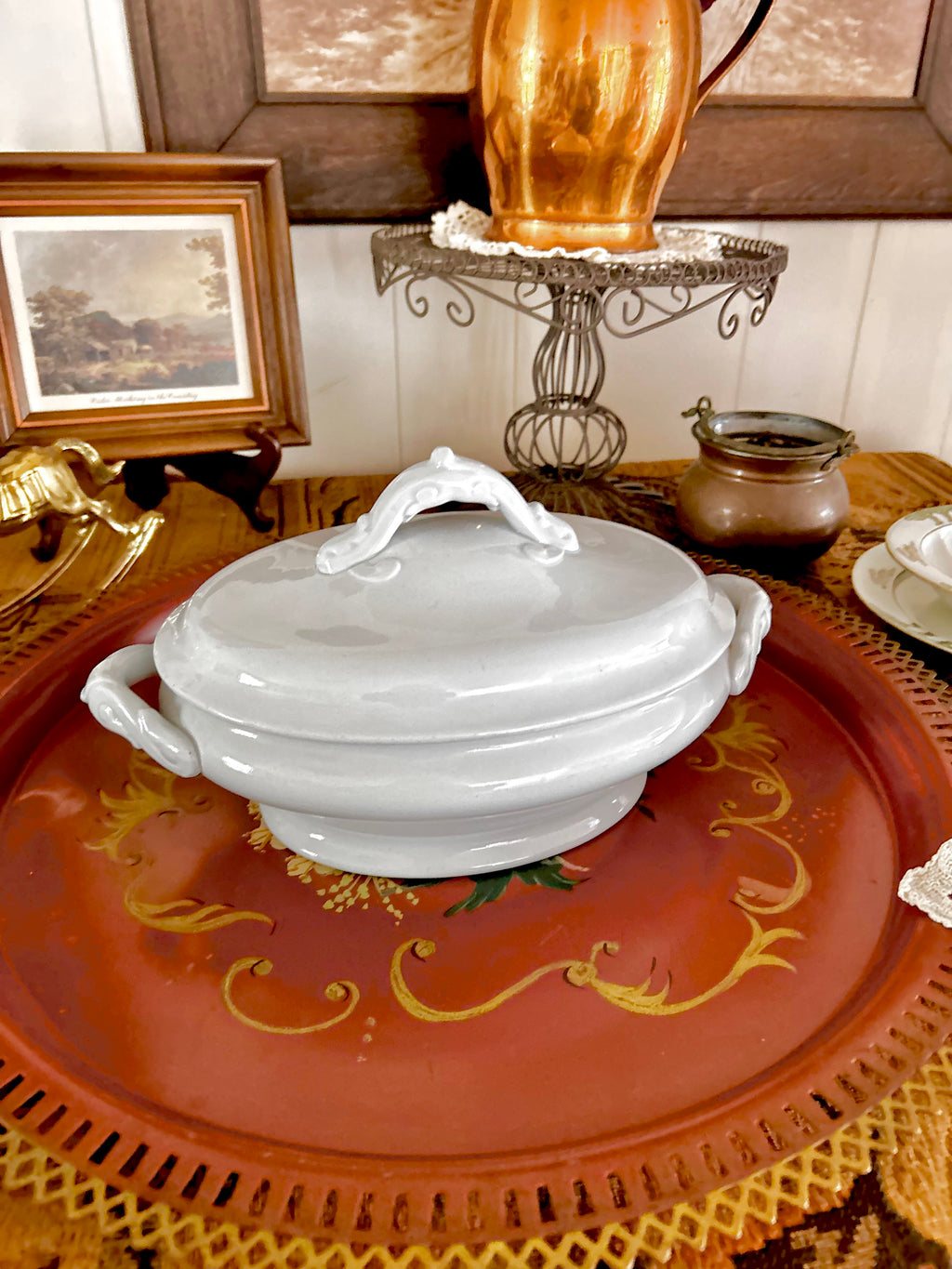 Vintage Meakin Bros Ironstone Tureen