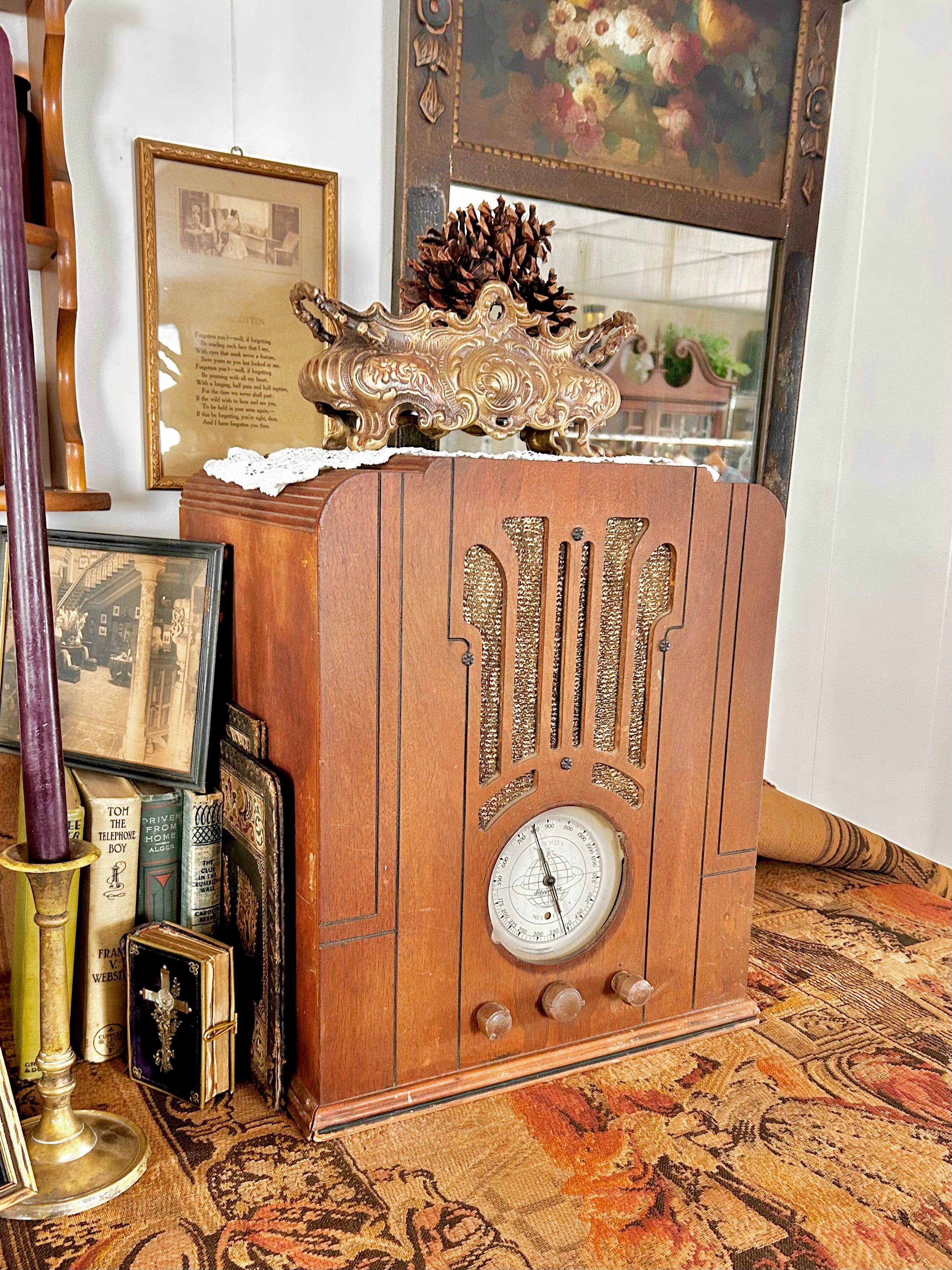 Vintage Tombstone Art Deco Radio Chassis