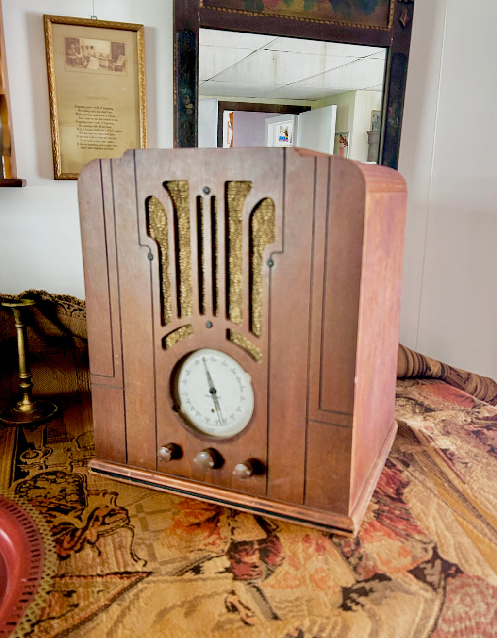 Vintage Tombstone Art Deco Radio Chassis
