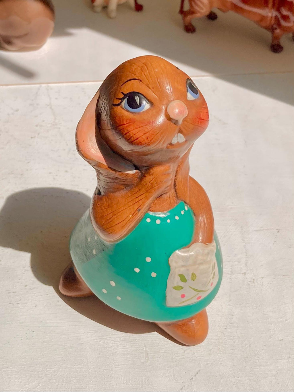 Vintage Pendelfin Lucy Pocket Rabbit Figurine: 1960s Hand-Painted Bunny