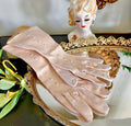 Vintage Ladies Gloves in Pale Pink