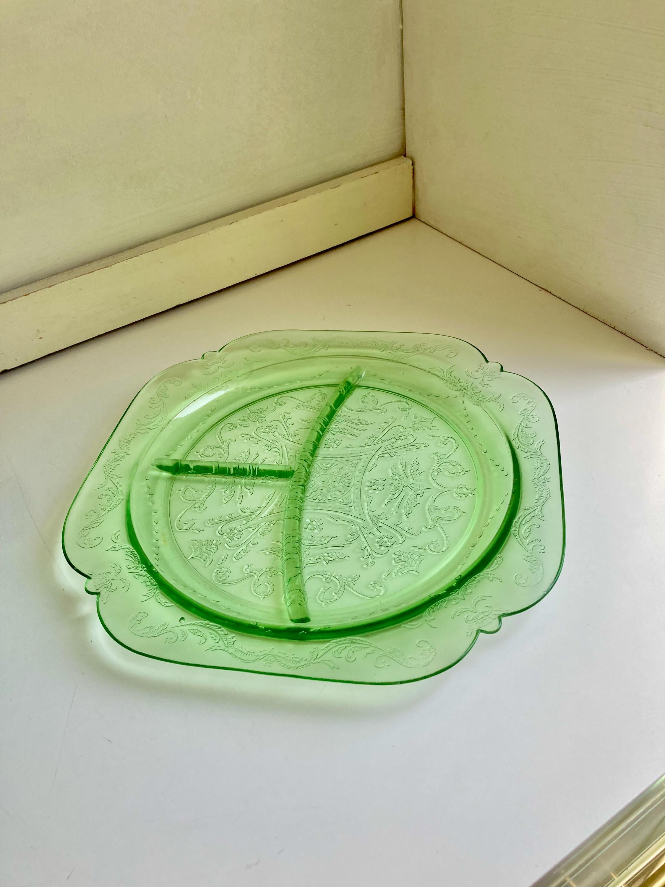 Vintage Uranium Green Glass Divided Plate: Federal Madrid Pattern