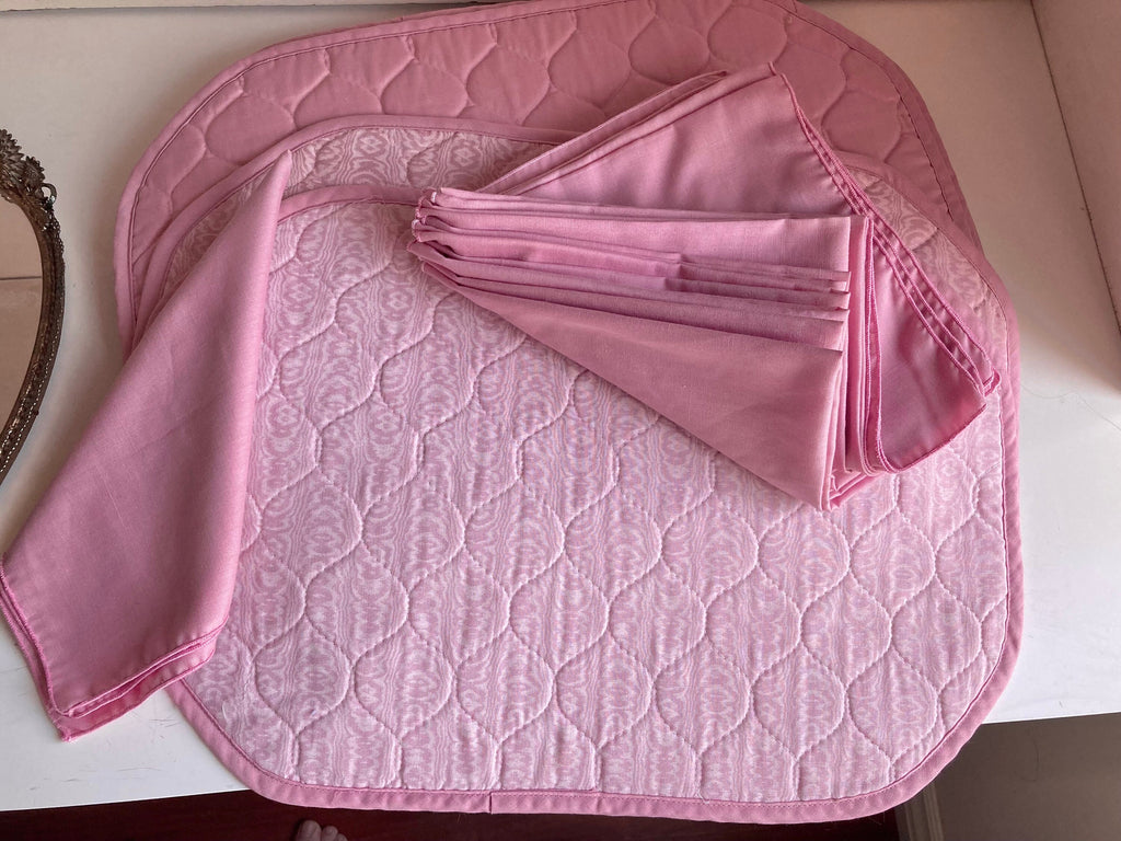 Vintage Quilted Placemat & Napkin Set: 1980s Dusty Rose Table Linens
