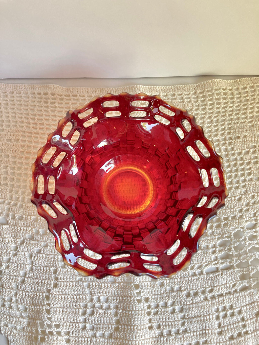 Vintage Fenton Amberina Glass Bowl: Basket Weave Lattice Rim, 6”