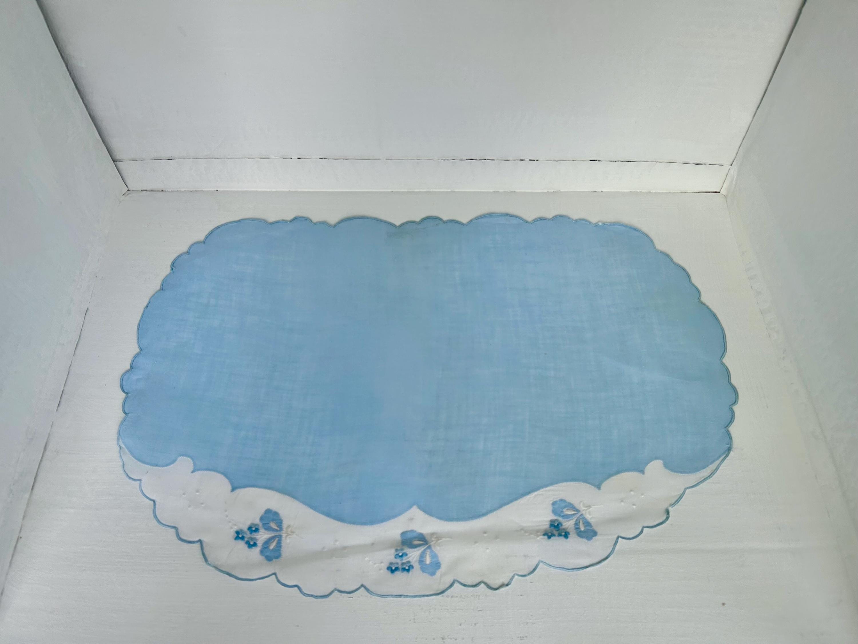Vintage Linen Placemats: Sky Blue Organdy Trim, Floral Embroidery